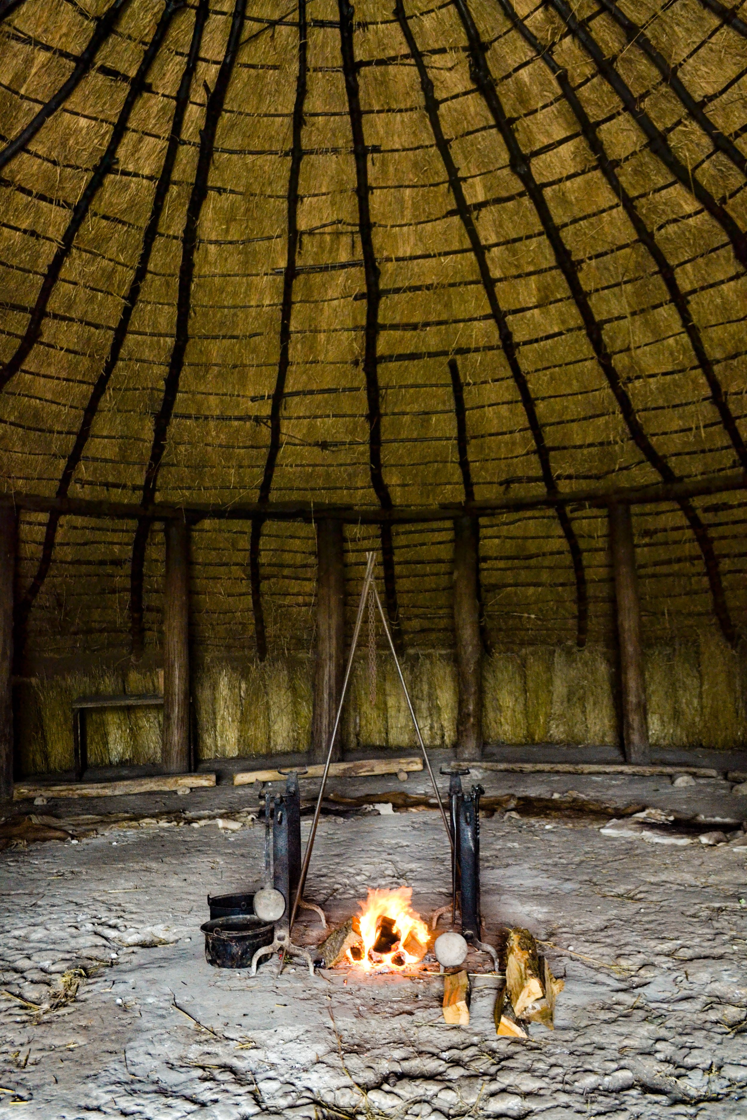Butser Ancient Farm Iron Age Roundhouse Little Woodbury interior - Photo Rachel Bingham.jpg