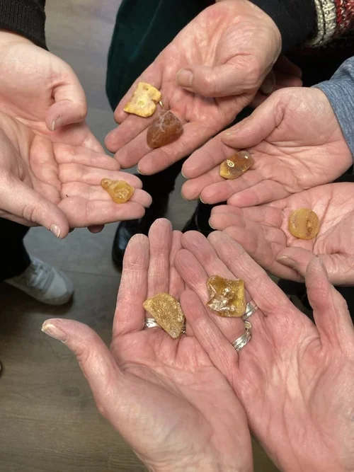 Amber chunks (VB).jpg