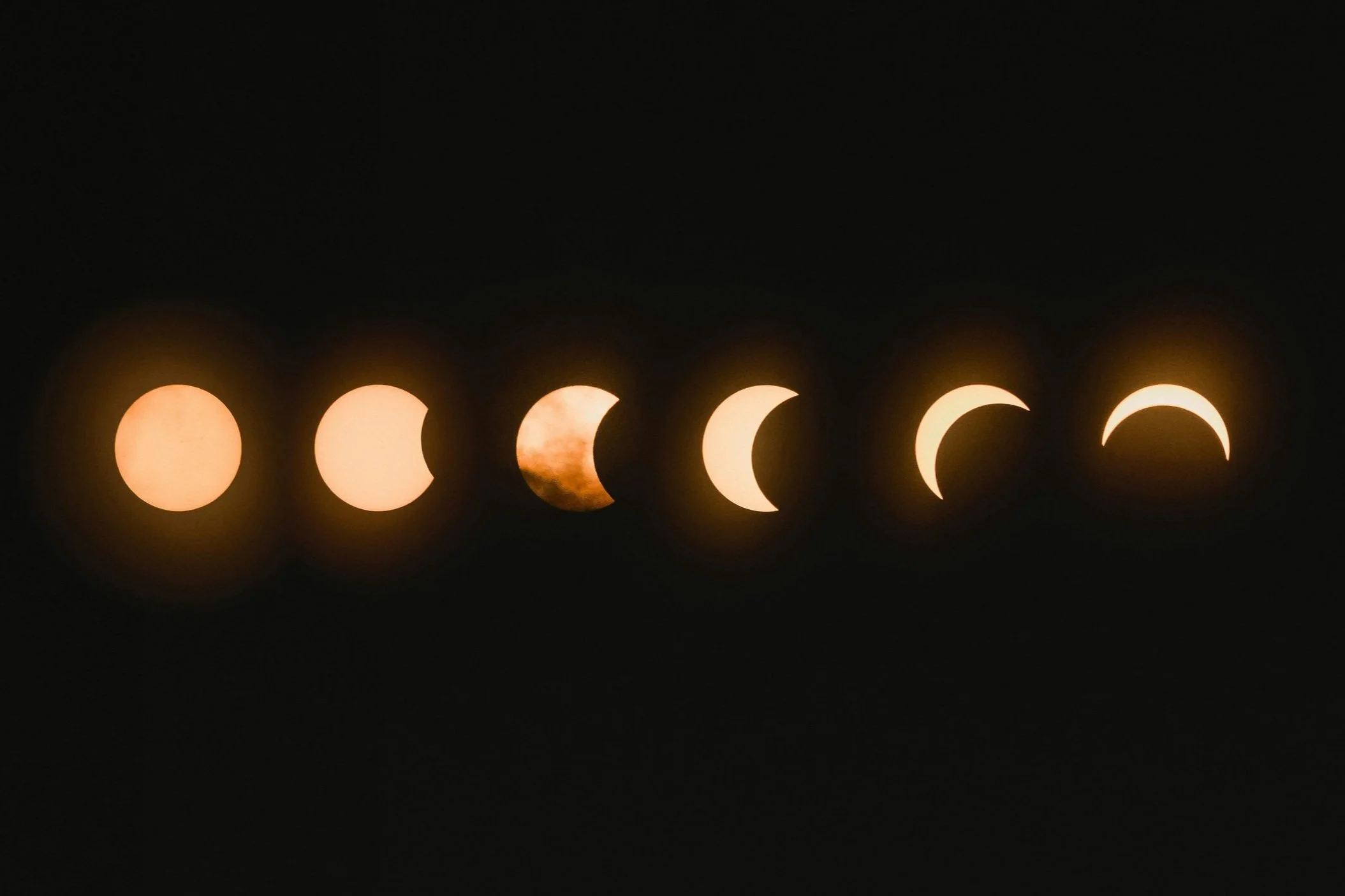 Full moon calendar 2025 dates, names, and insights — Butser Ancient Farm