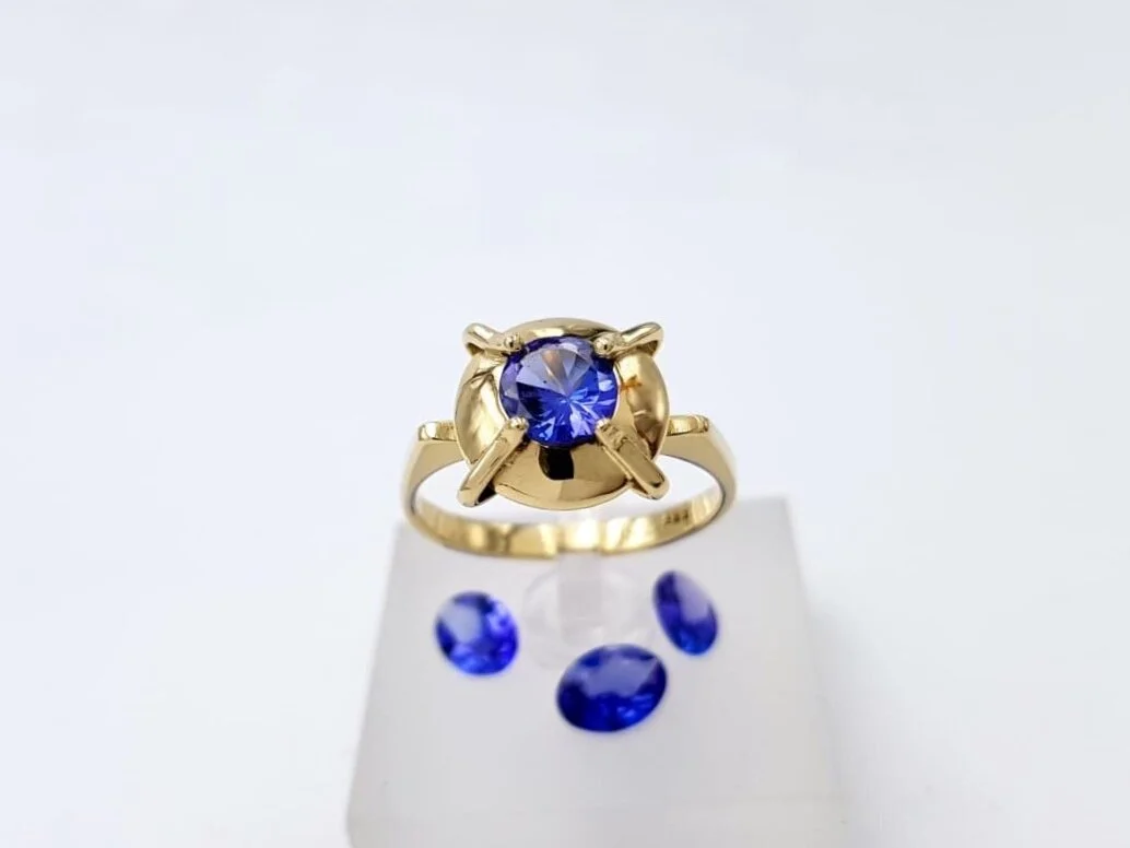 Damenring 585 Gelbgold mit einem Tansanit