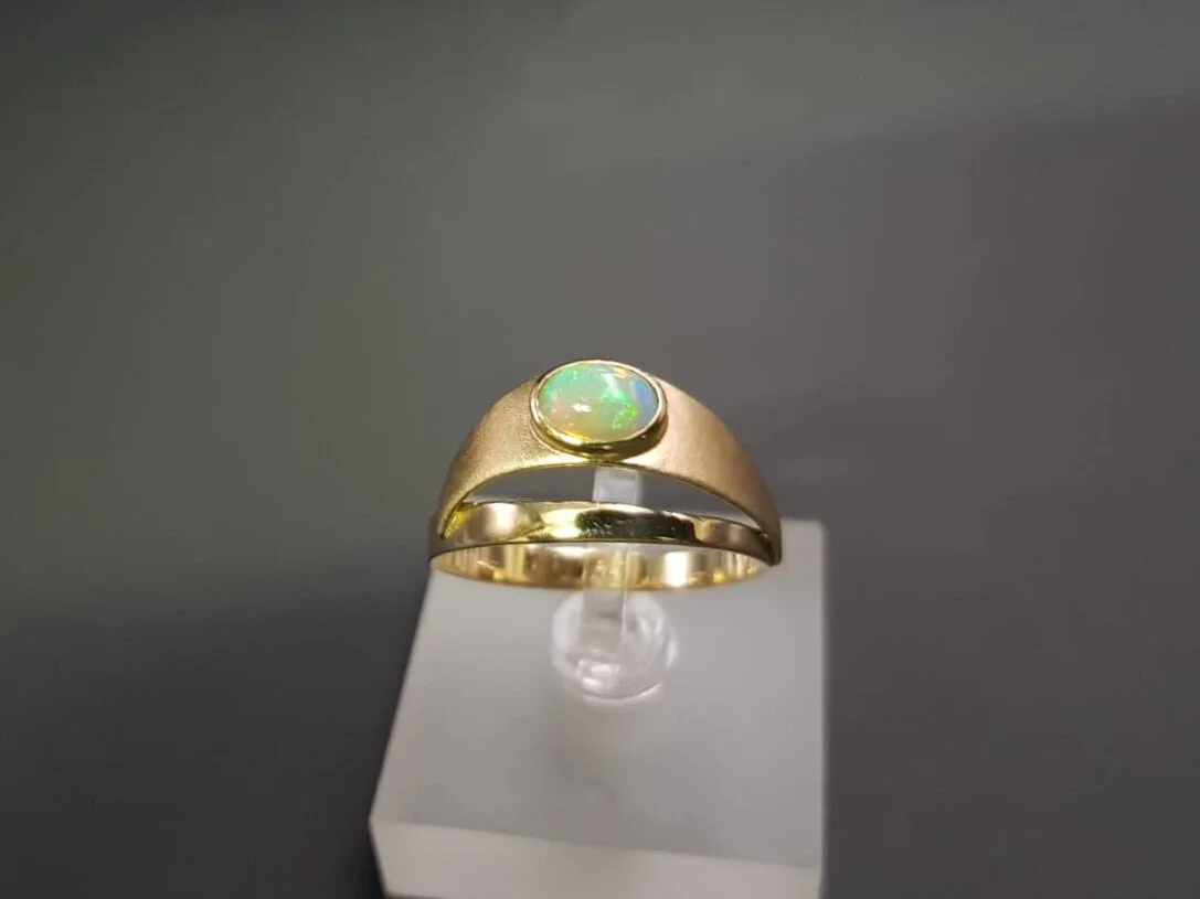 9DCDB70C-77DA-4CA6-A79E-C372F1EAEFAE