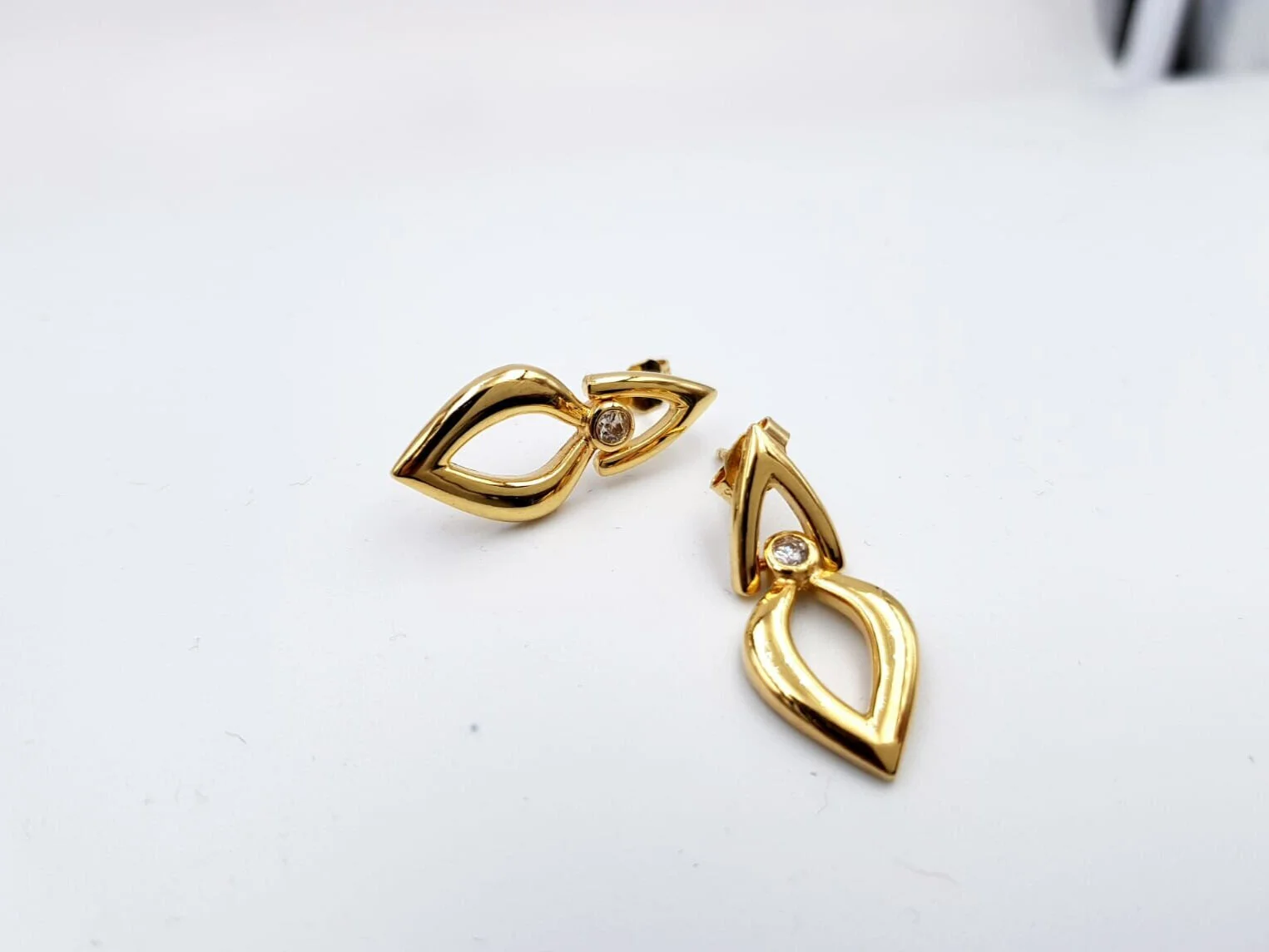 481B20A2-8DC1-4994-9674-0D8AD2C8EA5E