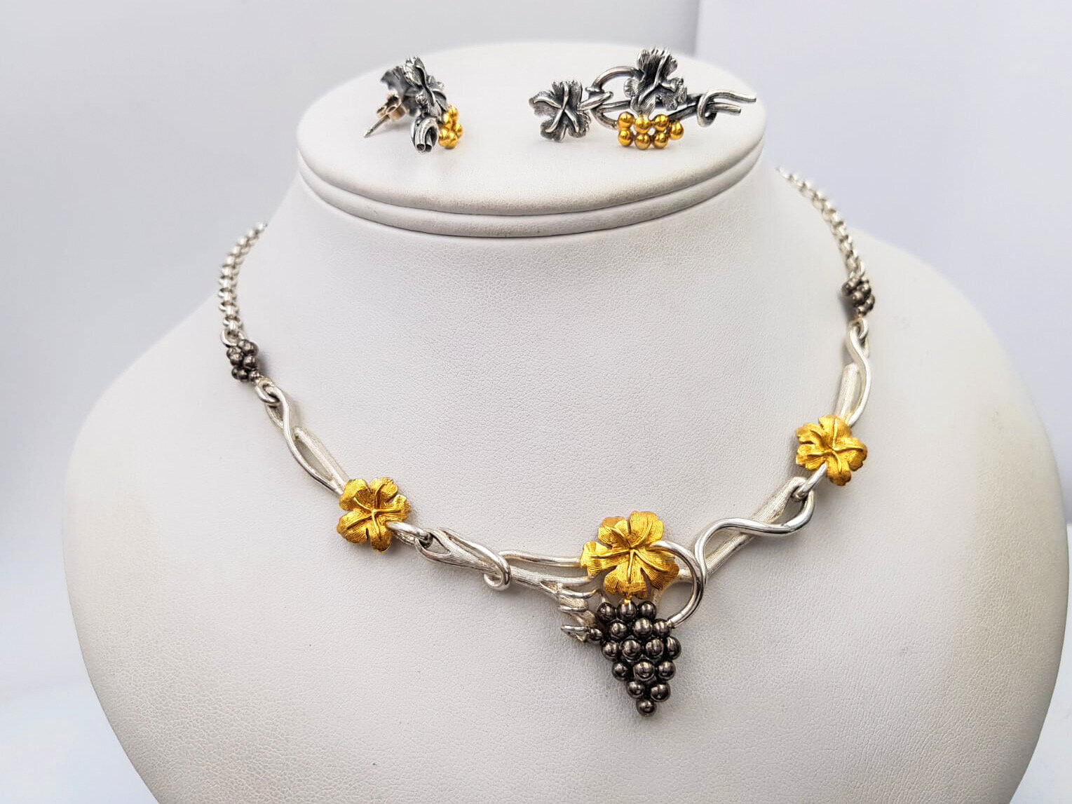 DD4F3DE4-ABF4-406A-95EE-43E1B7F90146