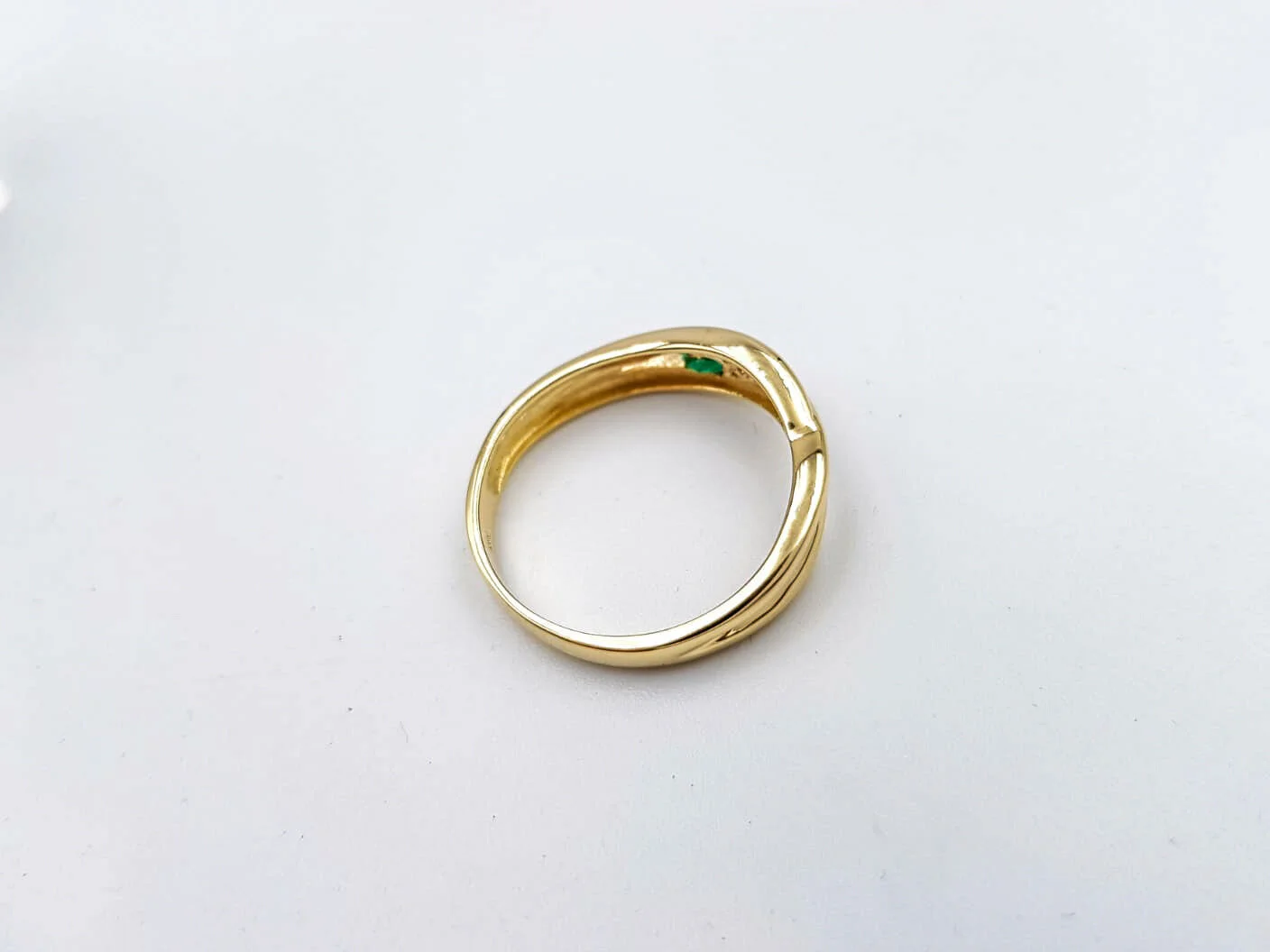 8D3EDF26-46D7-4F77-BD5A-FCE1BE4B8F69