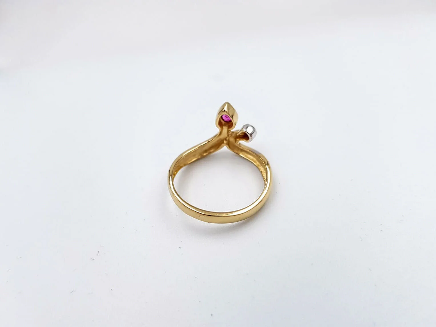 863C60CB-F0D9-4D06-8354-D9FEE4808E3F