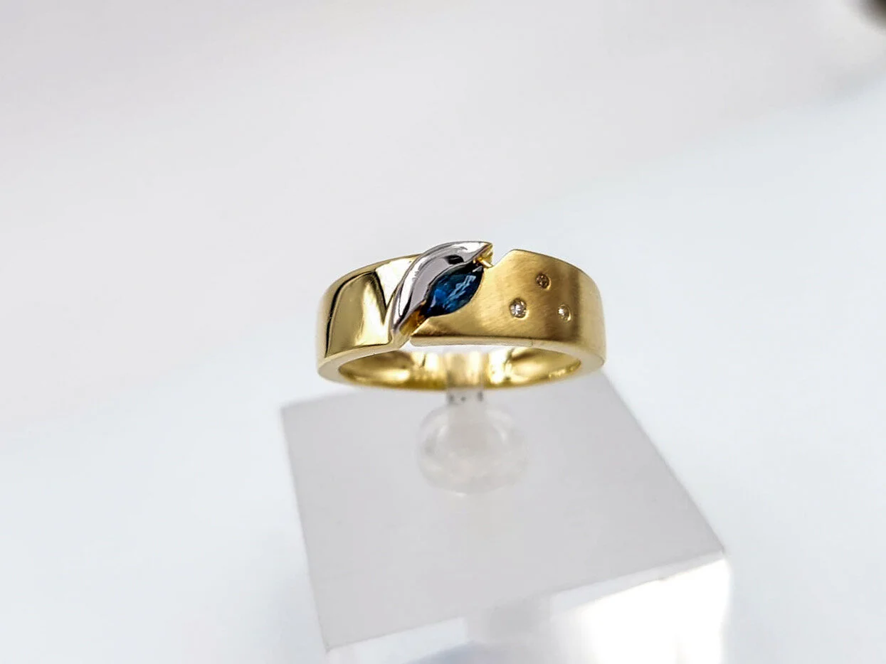 DD3E1254-07BB-4E49-AE3C-651E0DC45053