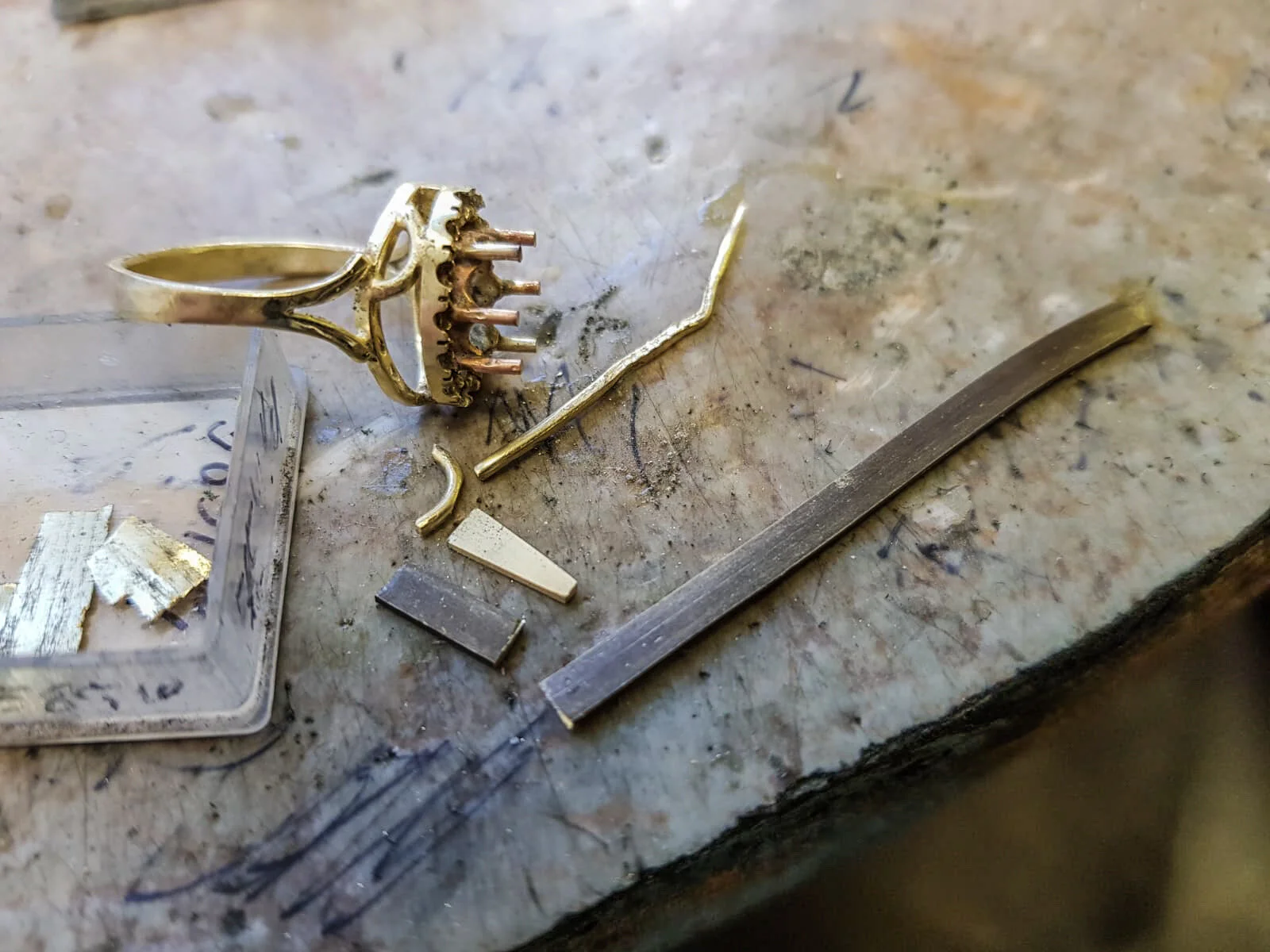 45931CAF-1829-46DE-94BC-D32F66332817