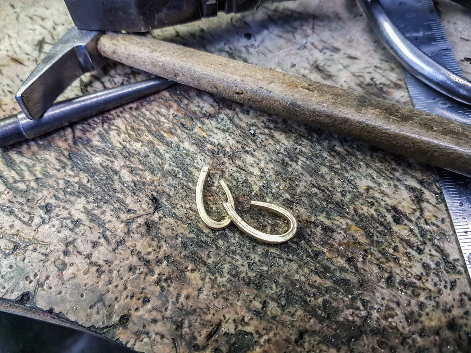 1B75F90D-5527-4085-8738-56EB5CC54922