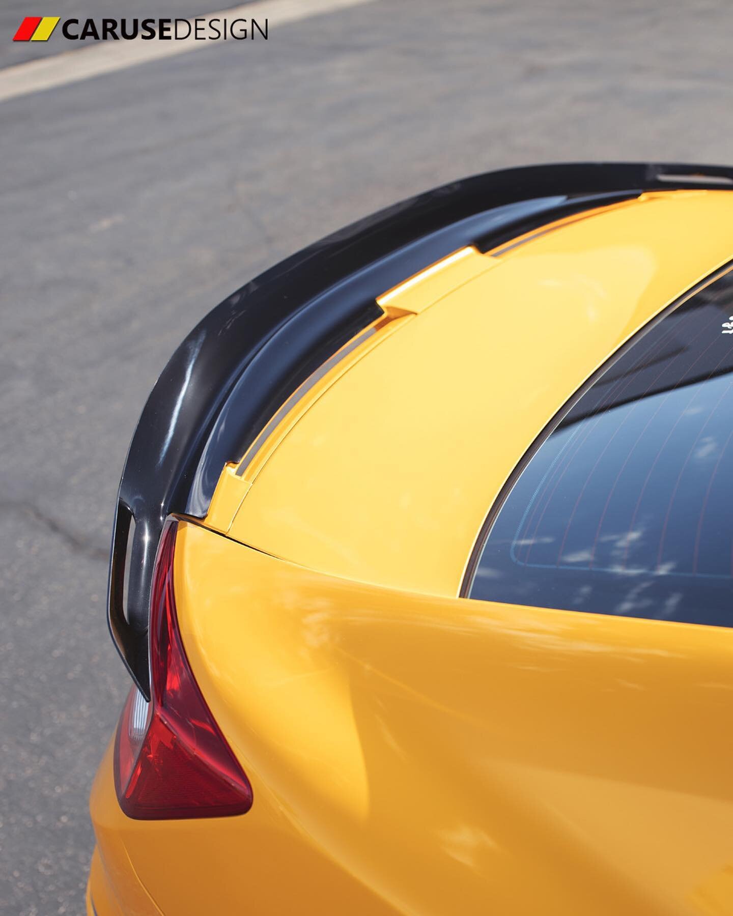 The 15 degree air diffusion vent is the key factor that minimizes vibration and achieves a seamless one piece design without any supporting brackets above the tail light lens.

CAD images swipe 👈

#CaRusedesign #aeroflap #purepassion #hondacivic #ci