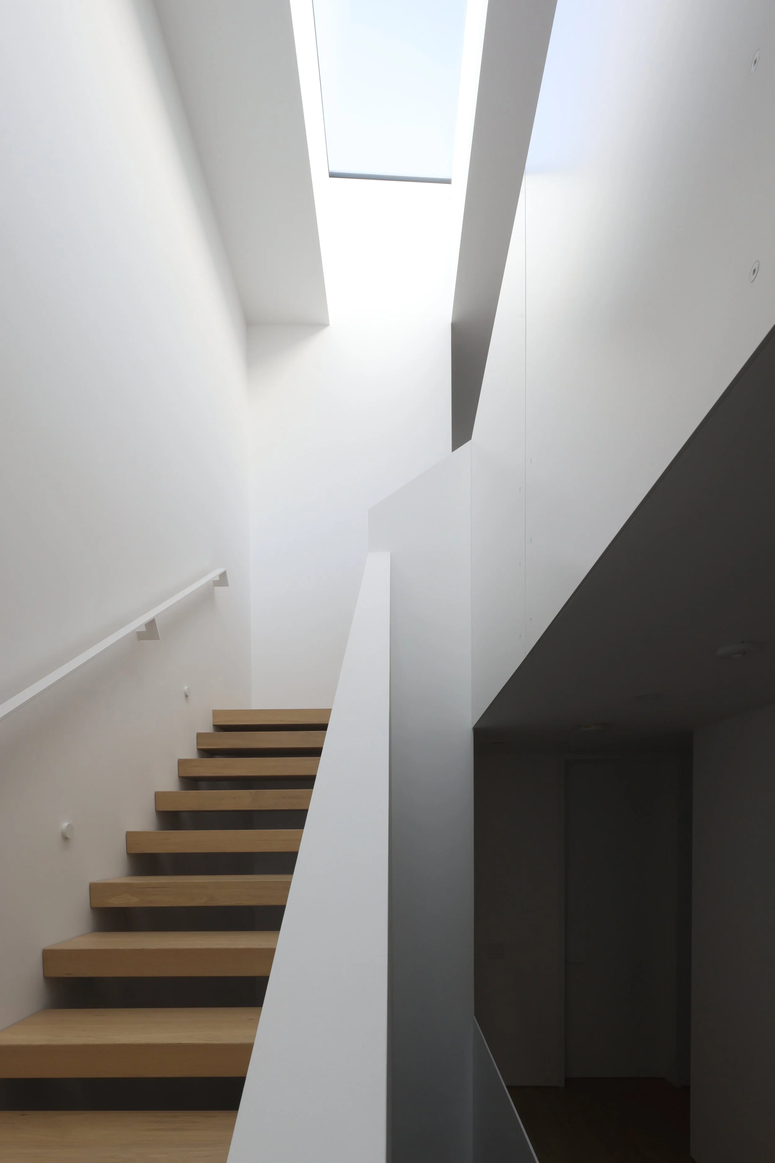 Kits Point I _interior_Ema Peter_4.jpg