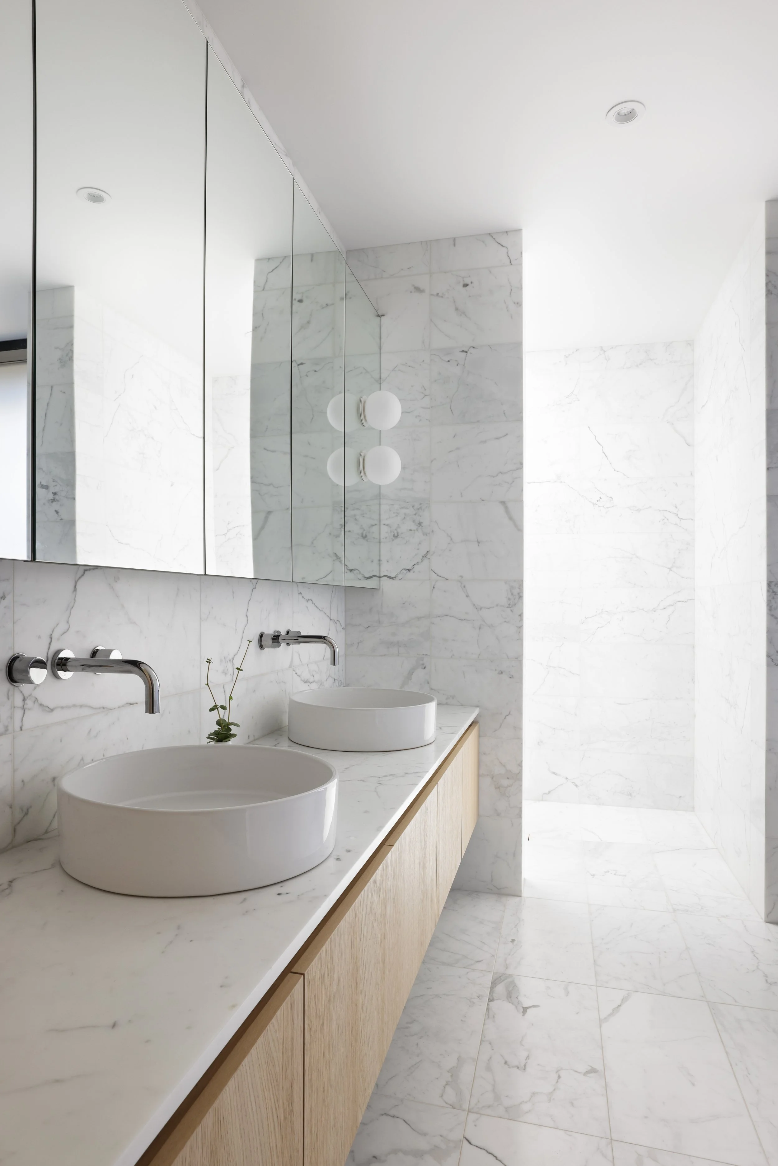 Kits Point I _interior_Ema Peter_8.jpg
