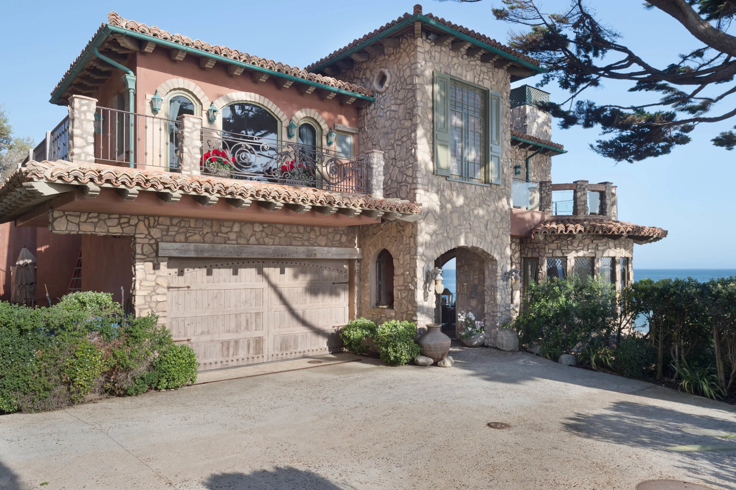 front4.jpg