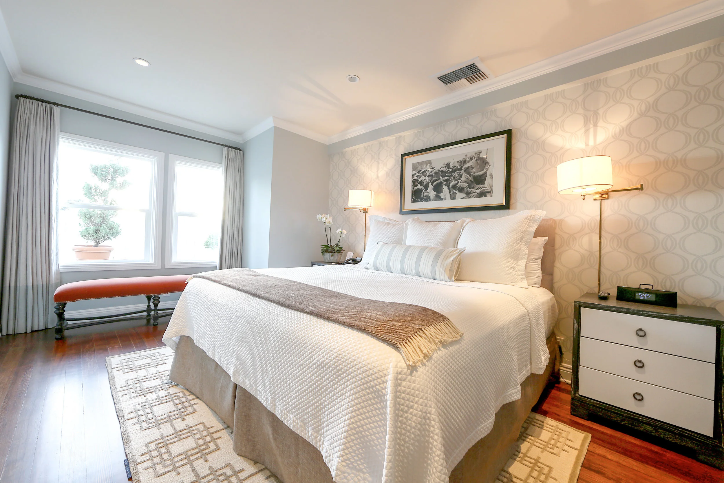 Hotel Suite 4.jpg
