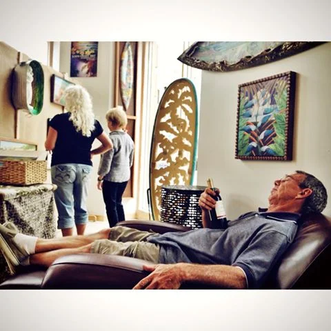 Don’t feed the artist — or put a lounge chair with wine in the gallery.
