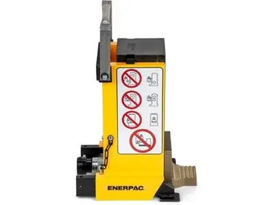 Toe Jacks available through Northland Air Hydraulics in Edmonton