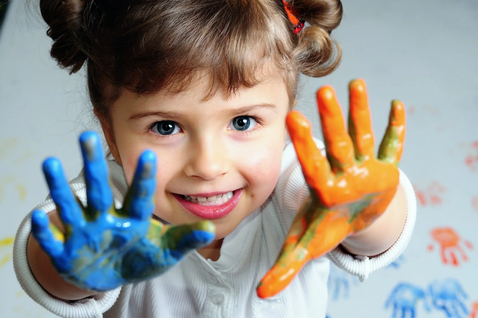 paint hands.jpg