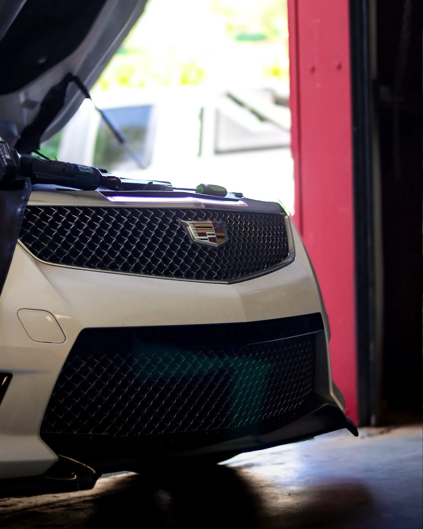 When precision matters, Soler delivers.
70mm throttle body on this ATS-V for sharper response and cleaner flow.
Watch the install video on our YouTube!
📸: @urbanautomedia 
#feelthedifference #fypage #carsofinstagram #atsv #cadillacs #turbo #cars #ca