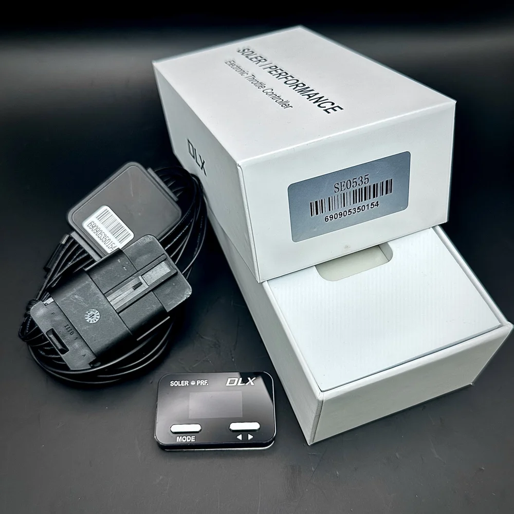 SE0535-TC DLX Bluetooth® Throttle Controller: Corvette 6 (2006