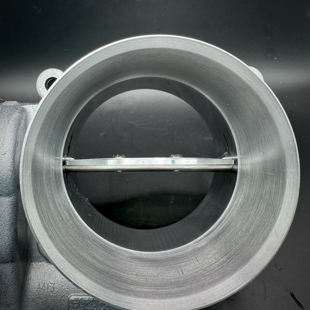 SE-FR3Z-80: Mustang GT - 80 MM (85 MM EFF.) S550 Premium Throttle