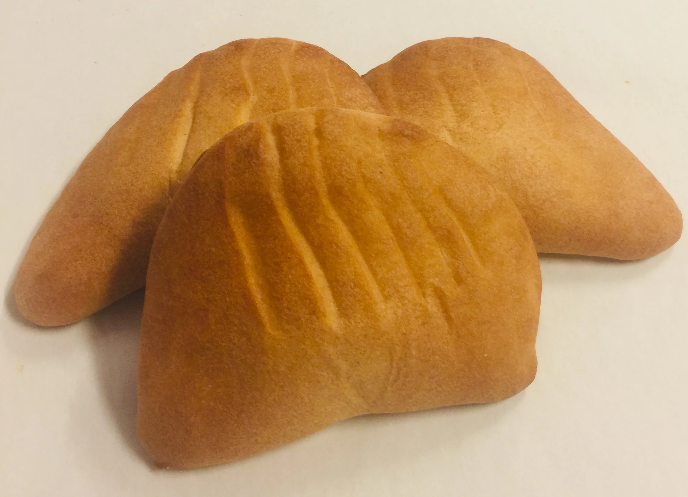 Empanadas de crema Bavaria (Bavarian cream filled empanadas)