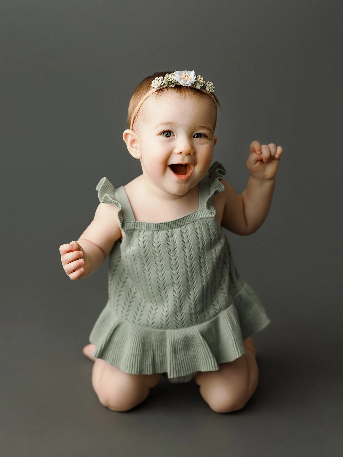 That almost Friday feeling ✨ 

#milestonesession
#seattleportraitphotographer
#tacomaportraitphotographer
#birthdayphotosession 
#kidsportraitsession