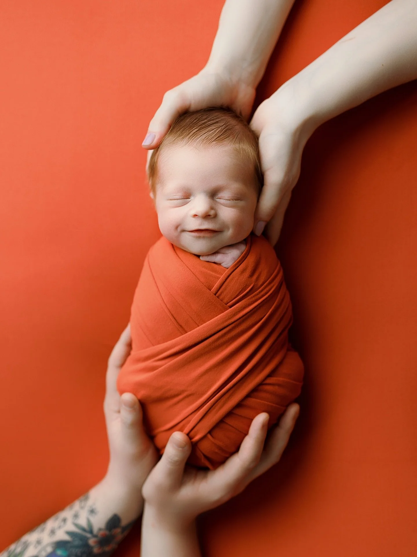 Alright who has a smile on their face because tomorrow is April? 🧡 #thisguy #me #newbornsmiles #seattlenewbornphotographer #bellvuenewbornphotographer