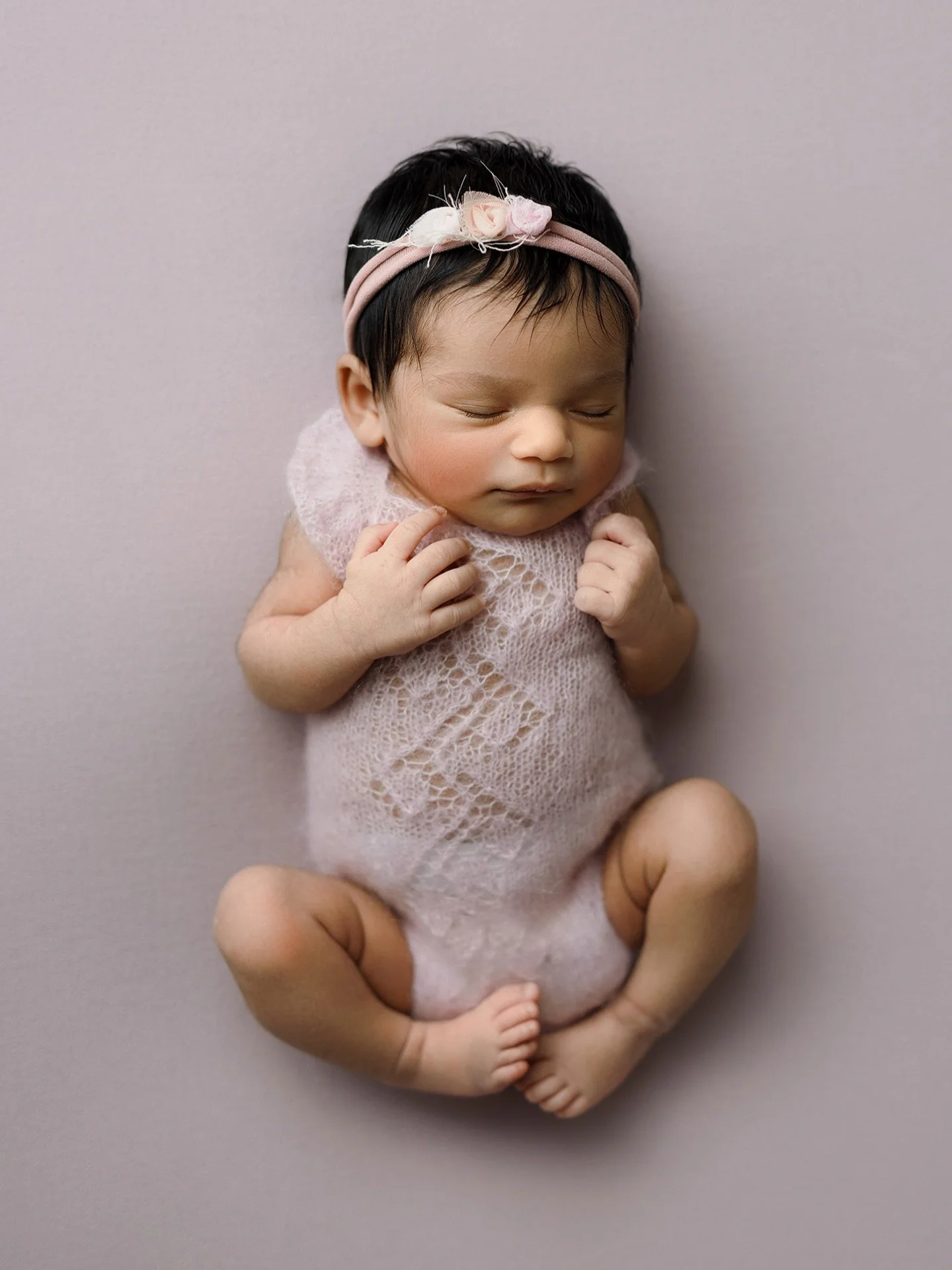 Sometimes they stay curled up and forget that they are on the outside 🥰

seattle baby photographer
tacoma baby photoshoot
puyallup milestone session
bellevue newborn photo studio
best newborn photographer seattle
newborn photos
studio baby photograp