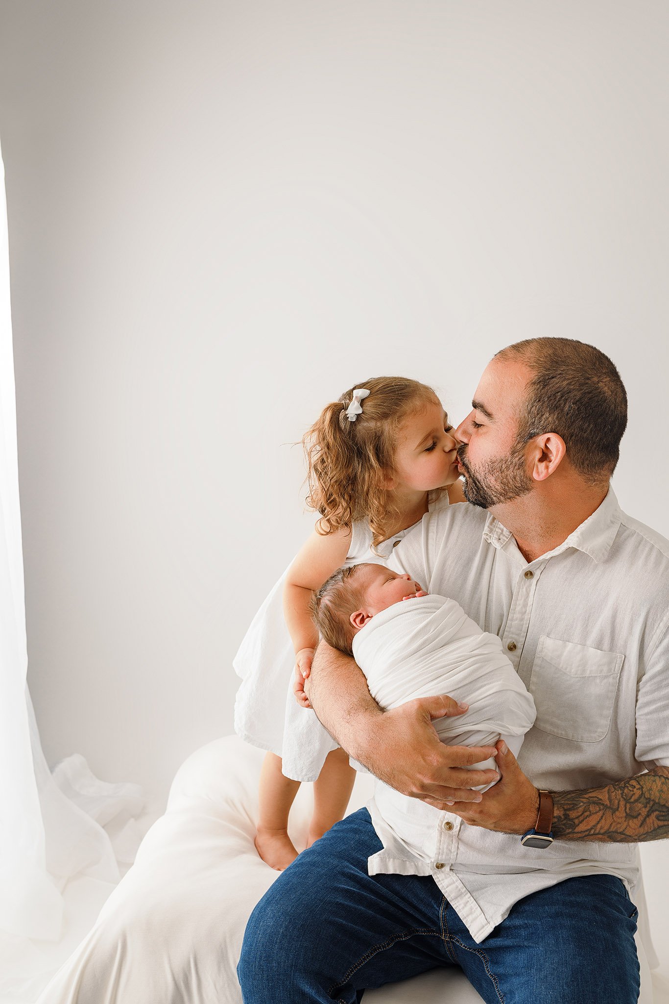 1_IMGL9985 ©JuliaChristinaPhotography Newborn Studio White.jpg
