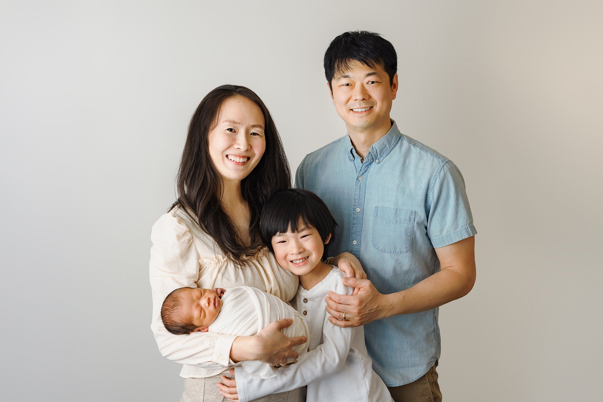 IMGL7230 inhomenewbornSeattle @JuliaChristinaPhotography.jpg