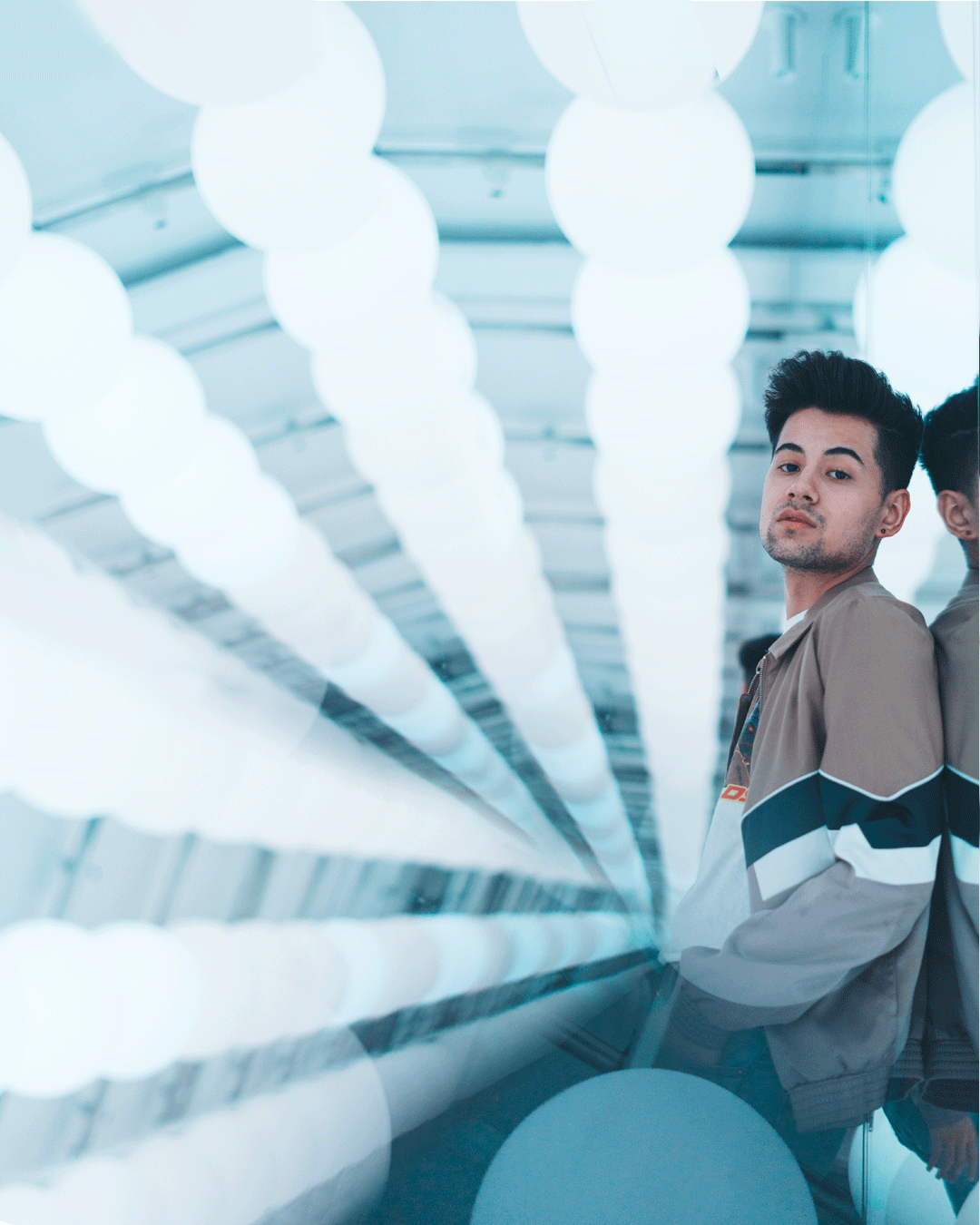 Jacob-Seam-Recovered_01.gif