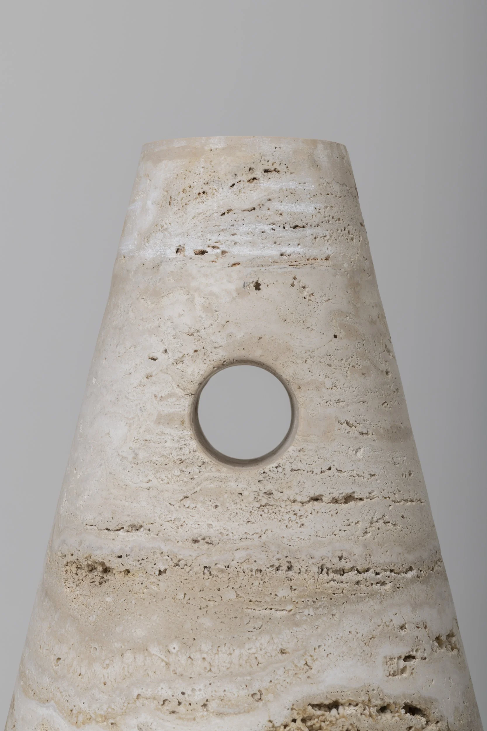 Libram_tables_DAD1406.jpg