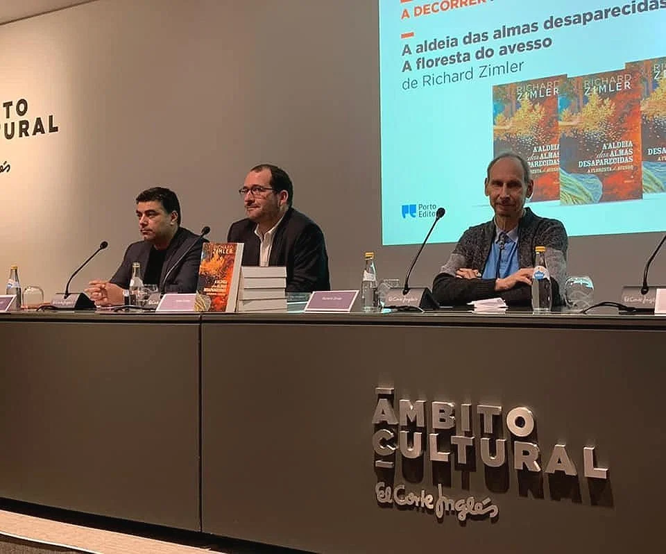 Apresentação (maravilhosa) de João Costa do meu novo romance, A Aldeia das Almas Desaparecidas