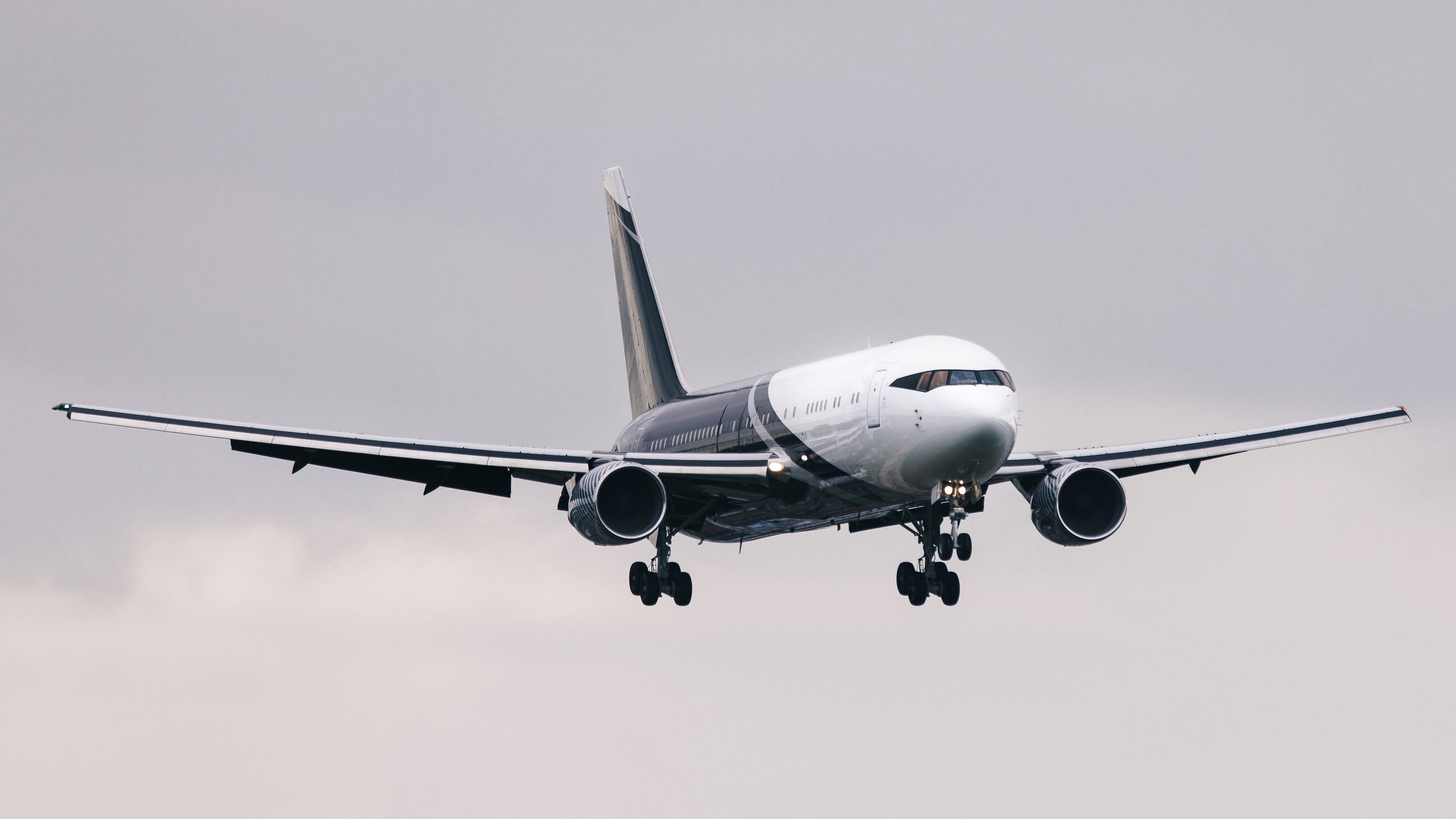 Boeing_landing.jpg