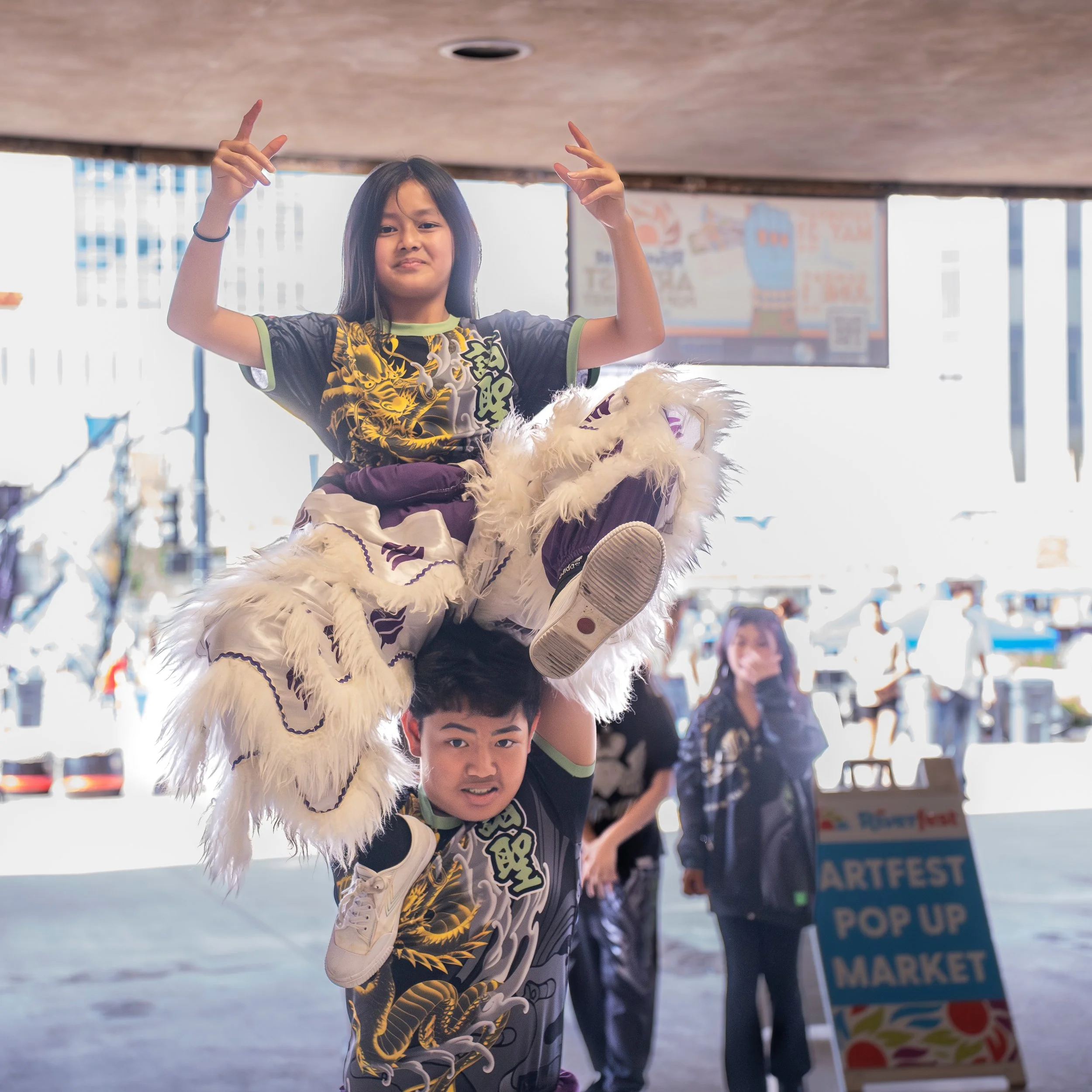 Right in the middle of all the action!✨

⚡️🎸ArtFest at Riverfest is next to the @wichitariverfest Main Stage on Kennedy Plaza, putting you in the heart of the excitement all weekend long! 🤘
🌞🏃 Saturday morning, The River Run finish line is right 