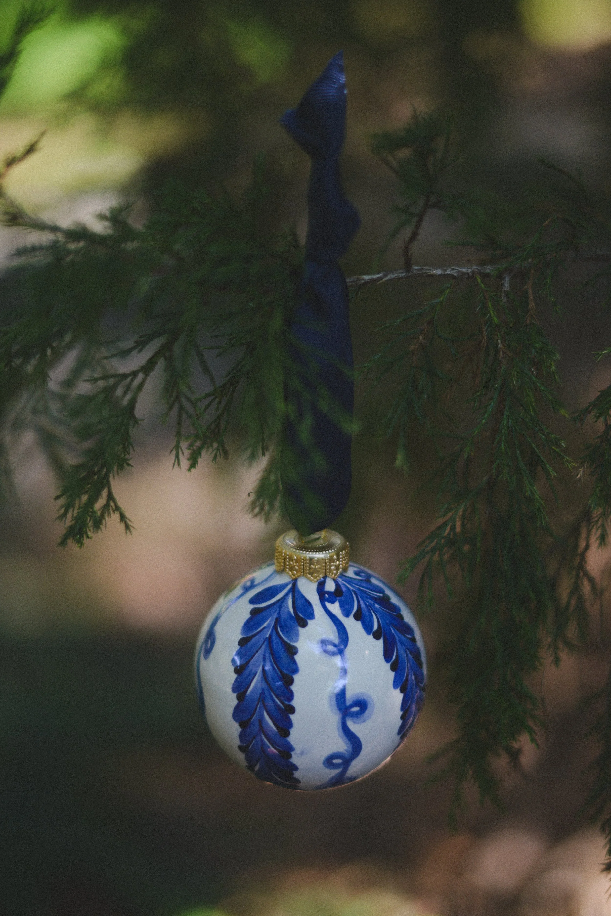 Pre-Order: Garland Ribbon Bauble