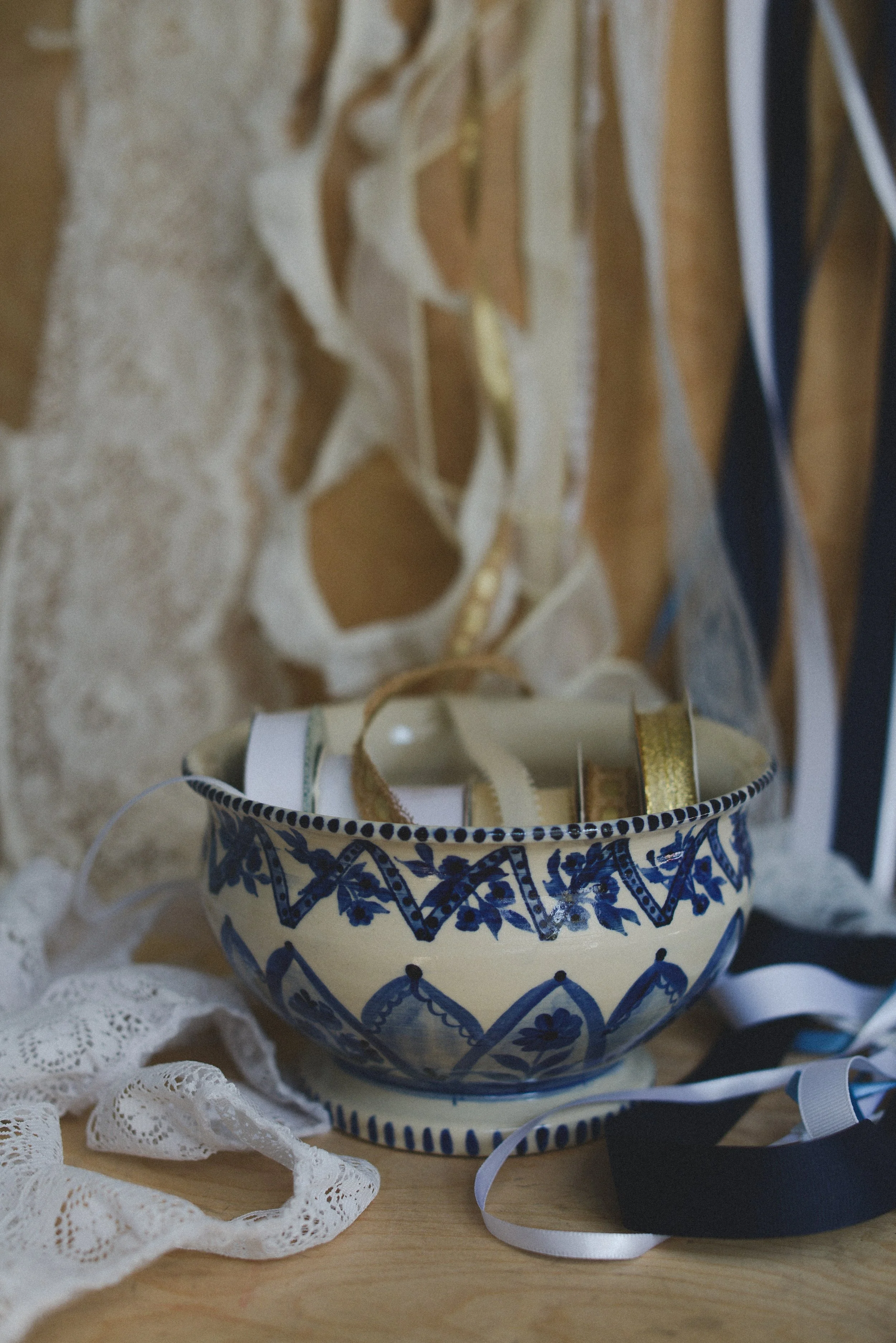 Pre-Order: Ribbon Trim Pedestal Bowl