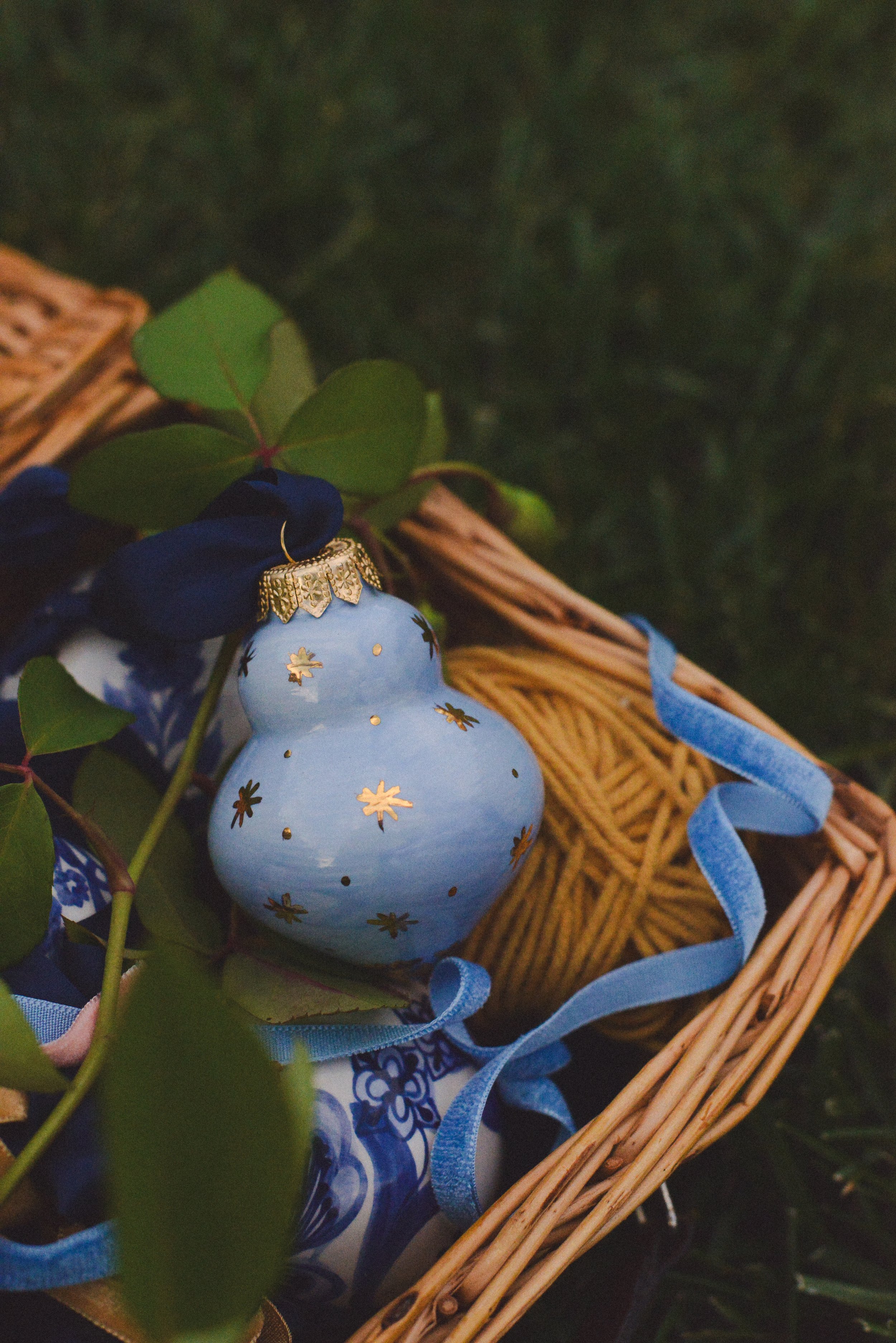 Pre-Order: Museum Sky in Blue with 22k gold stars