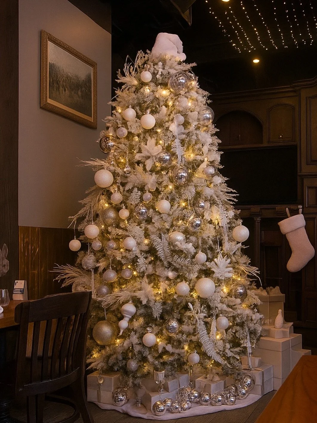 🎄 HAPPY DECEMBER FROM FOX ON JOHN! 🎄
The most magical month of the year is finally here, and we can&rsquo;t wait to celebrate the holiday season with you! Whether you&rsquo;re planning festive dinners, cozy catch-ups, late-night parties, or unforge