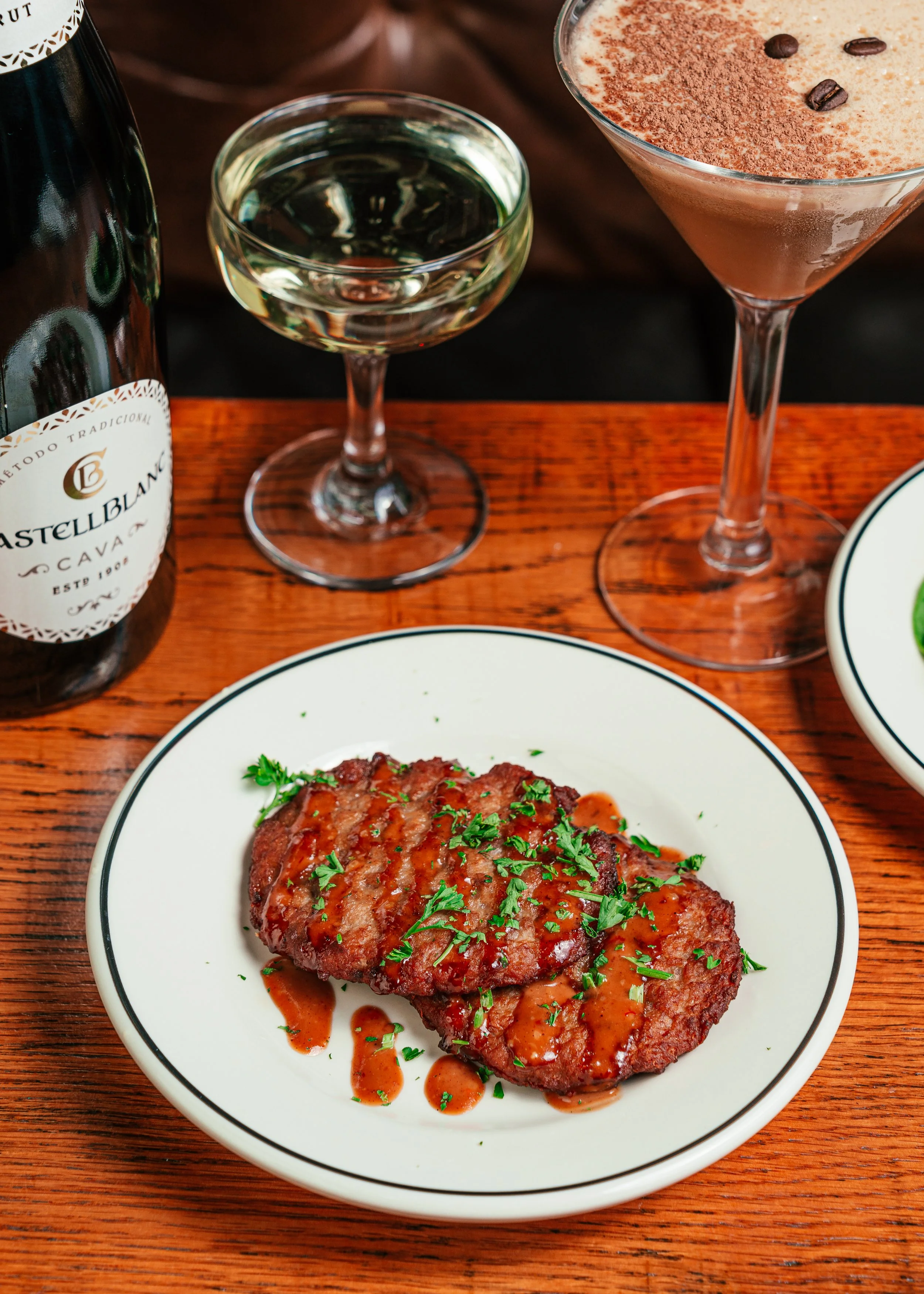 Best Restaurants & Patios Downtown Toronto | Holiday Events