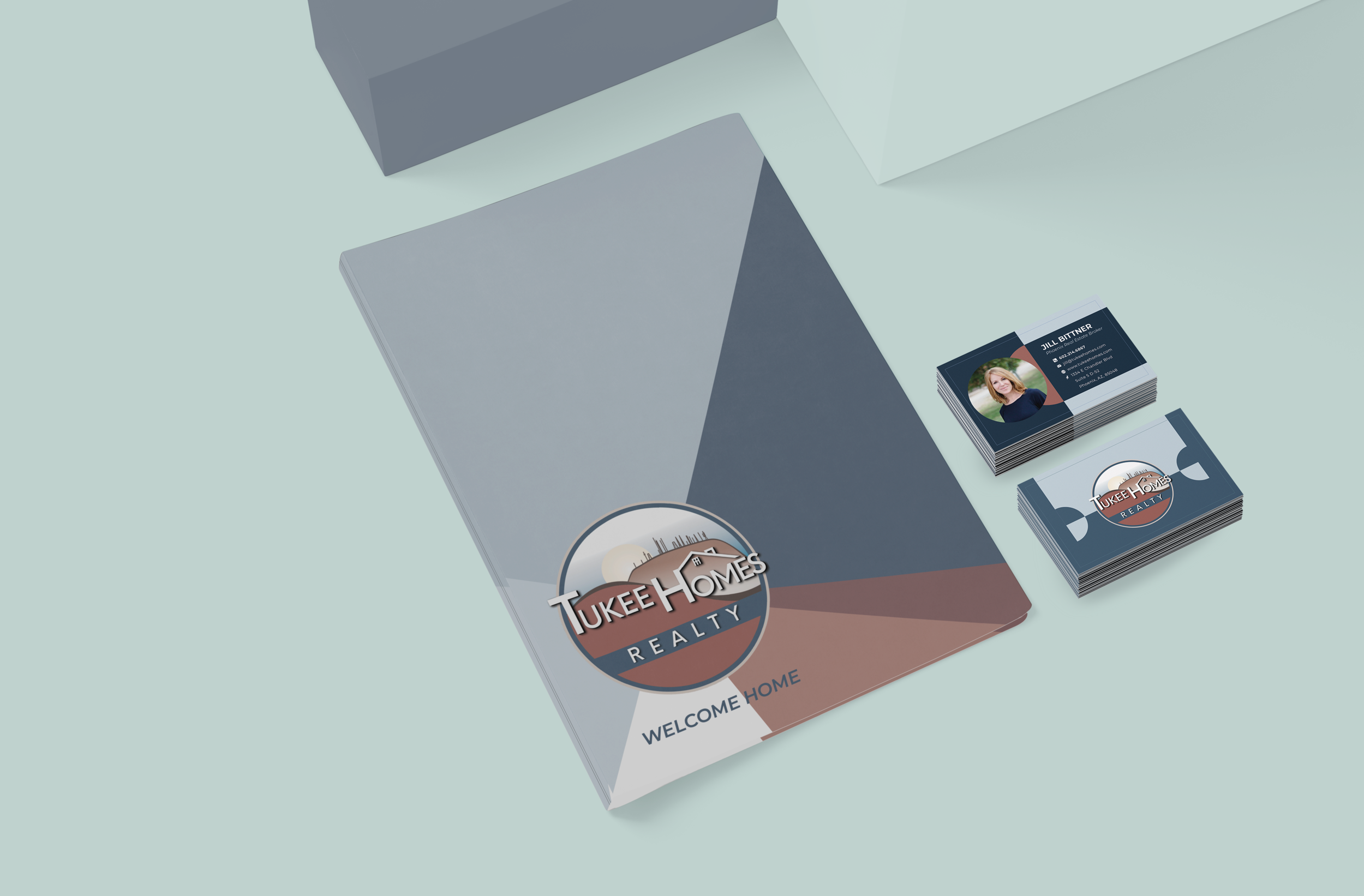 98-folder-mockup-01.png
