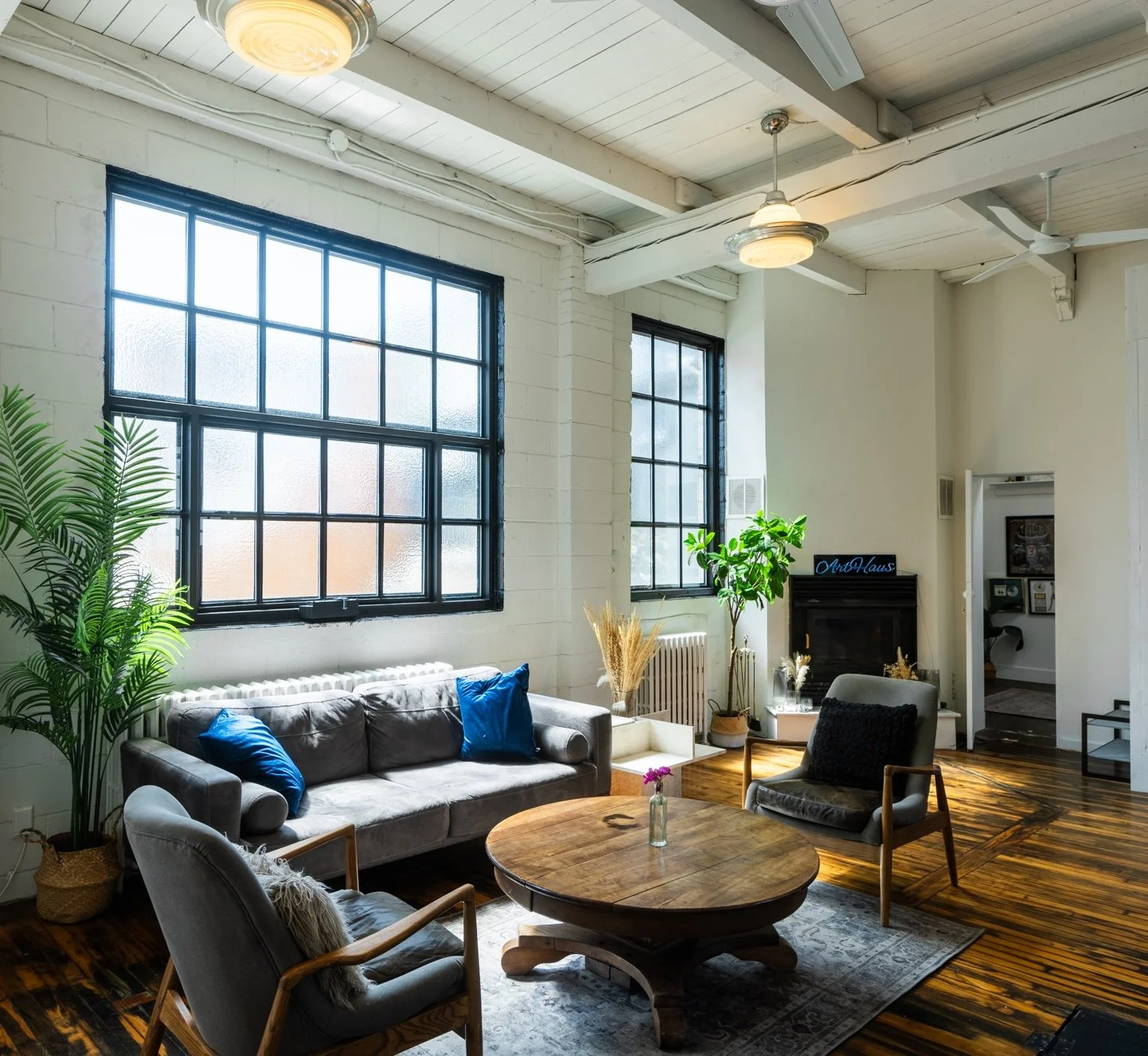 Viewfinder-ArtHaus-Web-15 (1).jpg