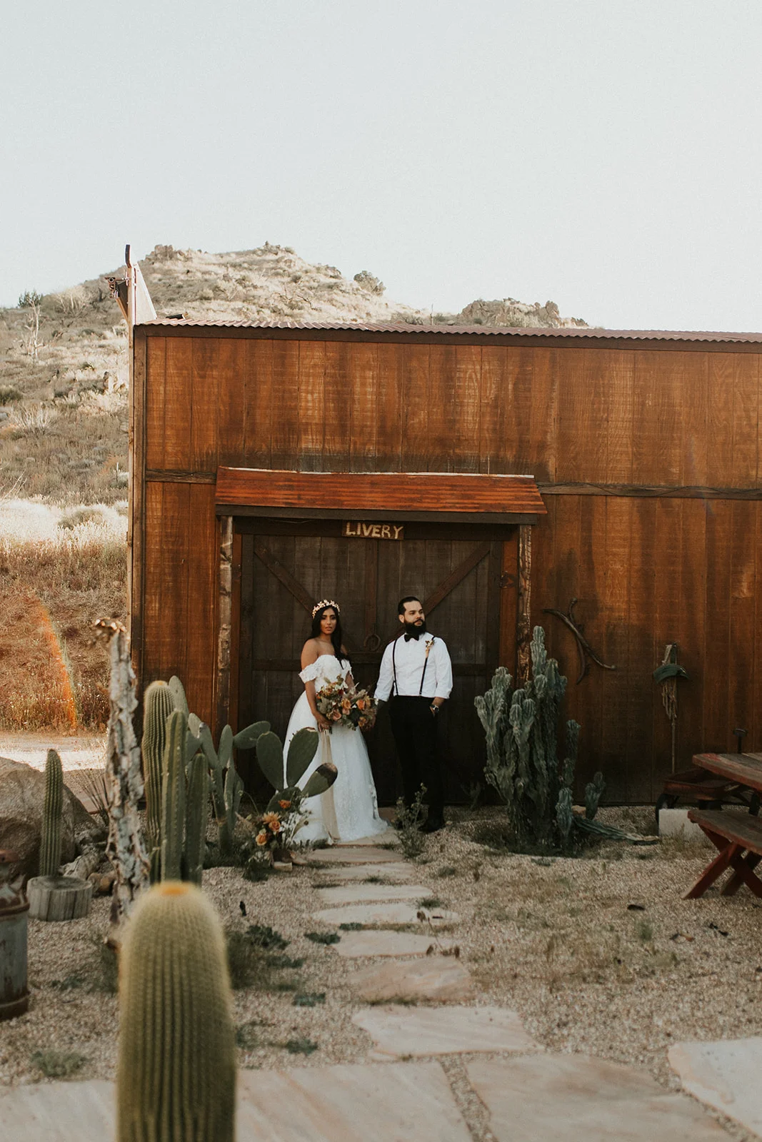 Joshua_Tree_Elopement_Hannah_Alena_Photography-102.jpg