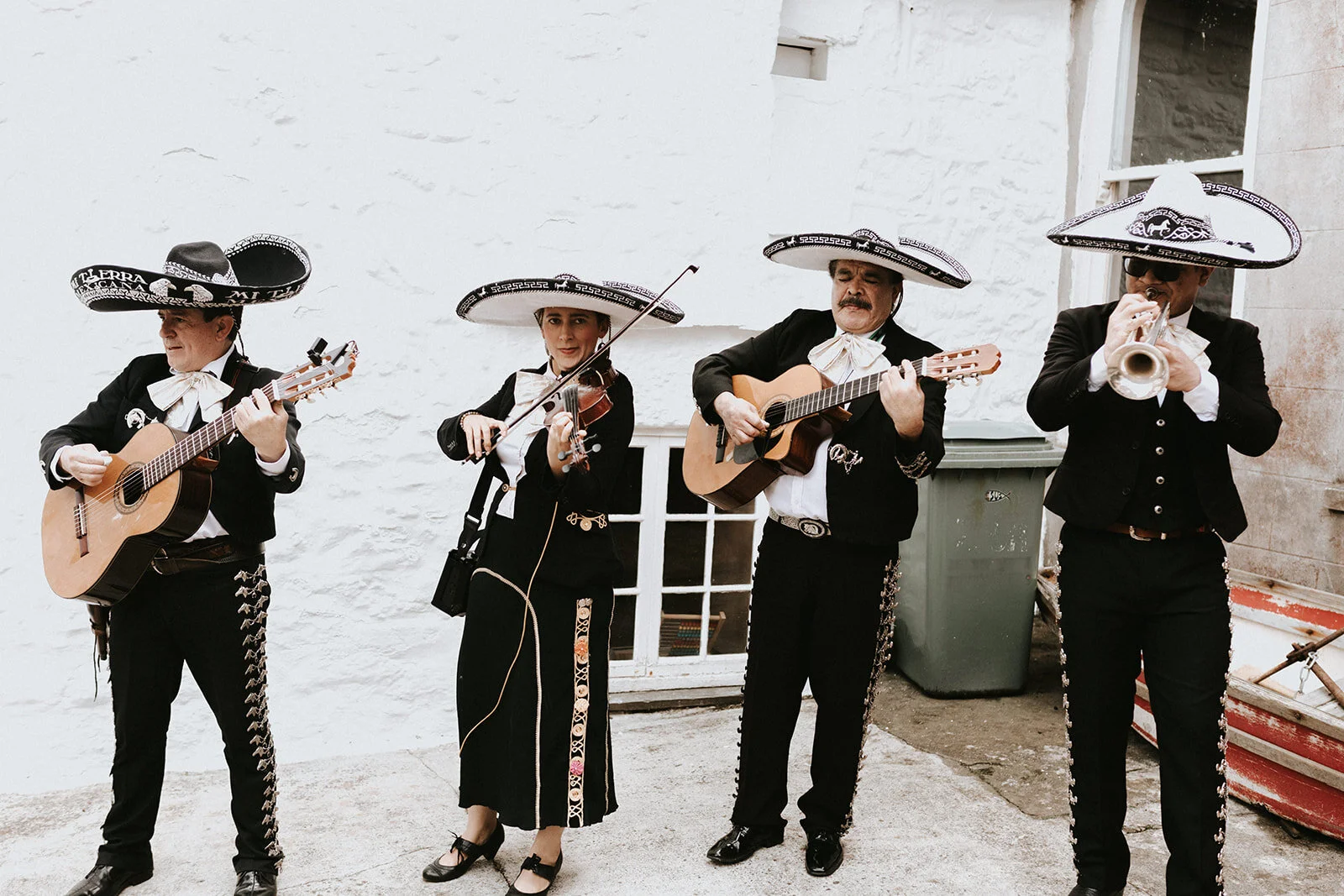 UK-wedding-Destination-Photograher-st-ives-cornwall-london-photographer-elopement-claudia-pj-wedding-8619_websize.jpg