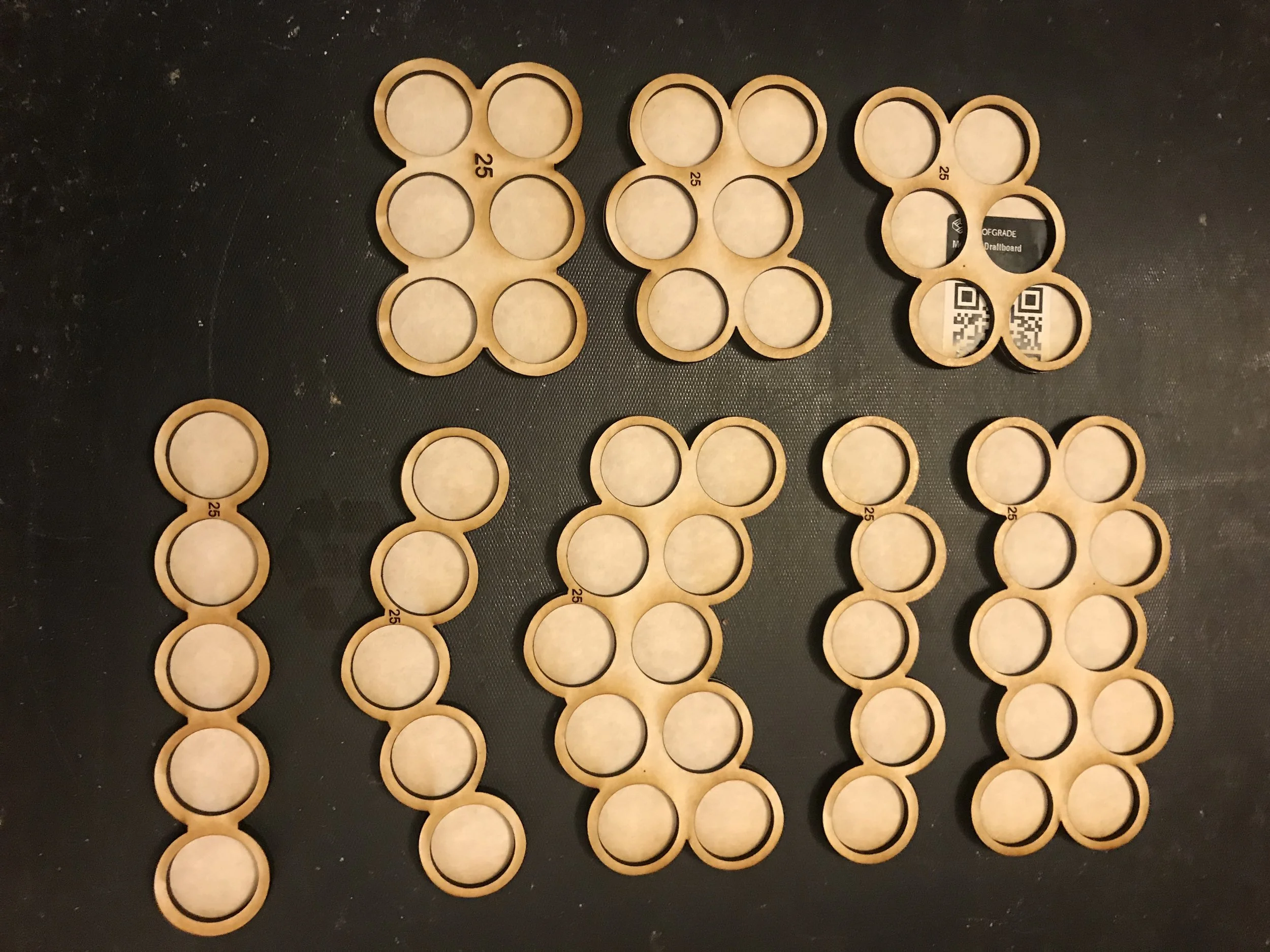 Speed Trays, 25mm (5-10 models) w/ support options