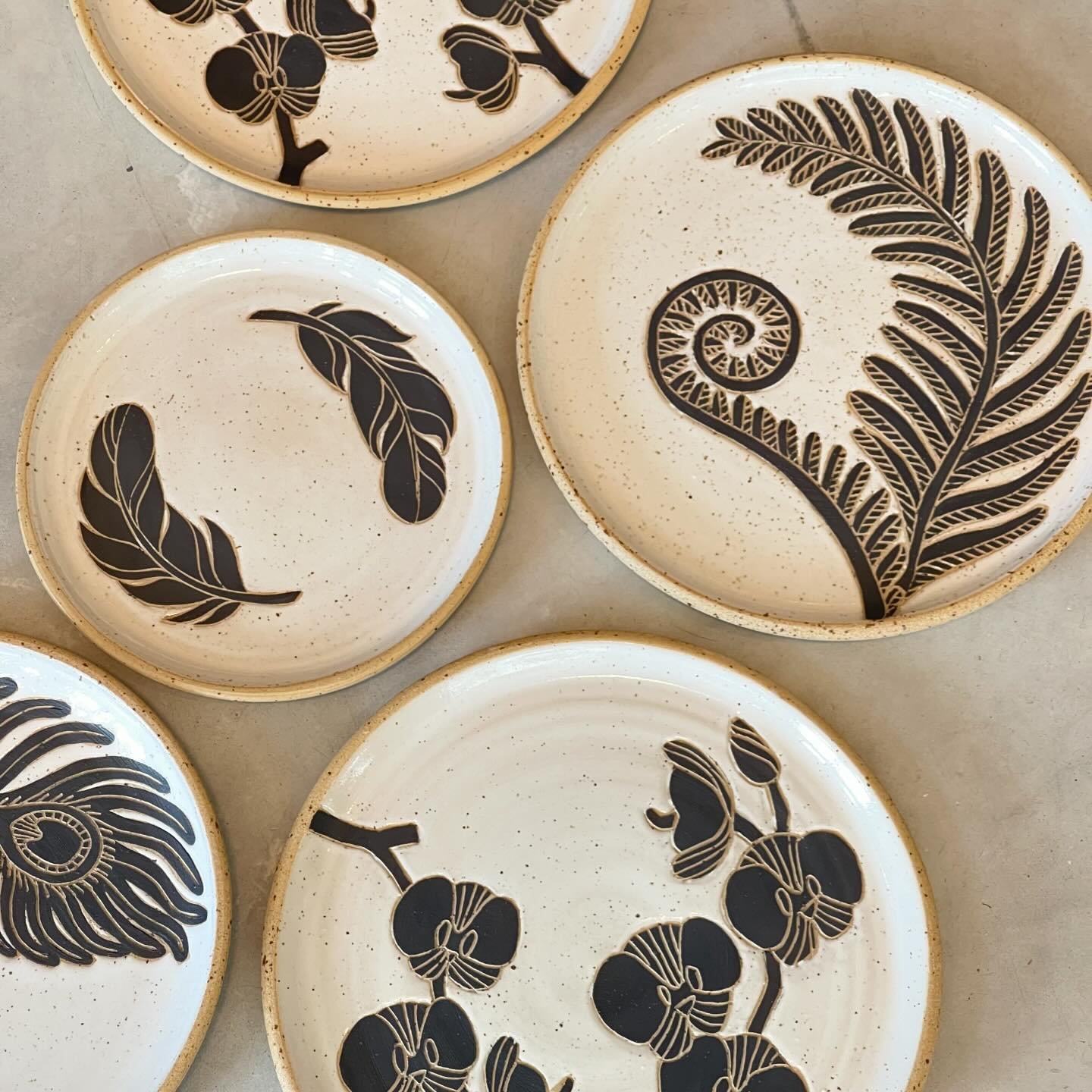 First of the black&amp;white nature inspired wall plates are done. Eventually these will go to @bespoketruckee 
It's been fun decorating in this morning re loose style!