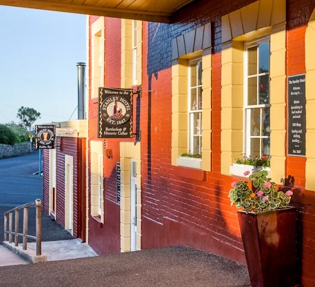 front pub.jpg