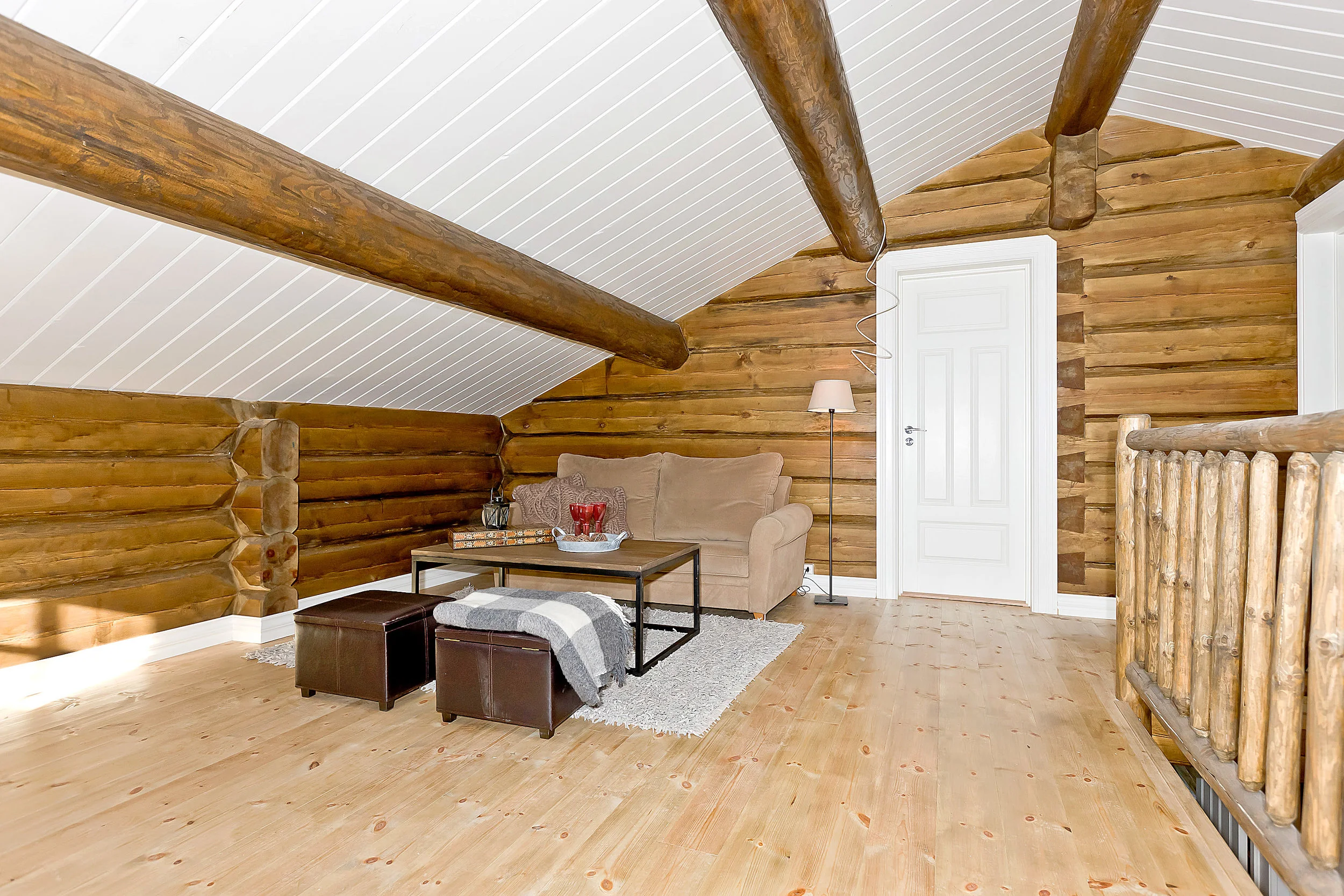 16loftstue.jpg