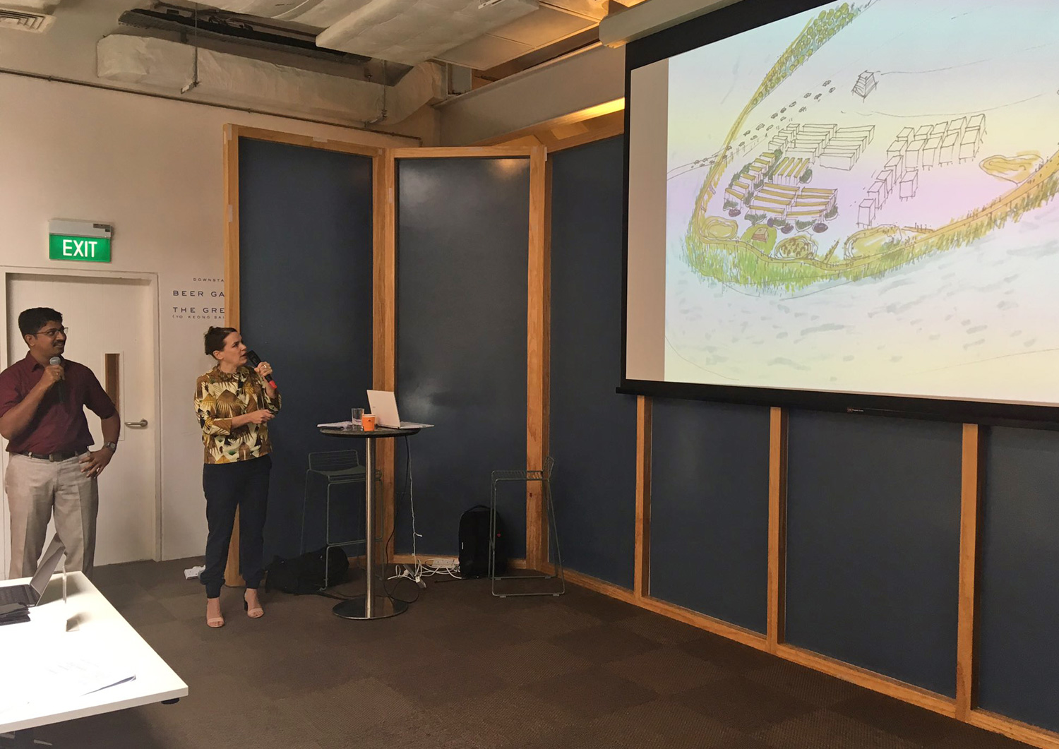 Eva Pfannes from Ooze and Shilesh Hariharan from Madras Terrace present at the first regional workshop in Singapore ©RVO/WaL