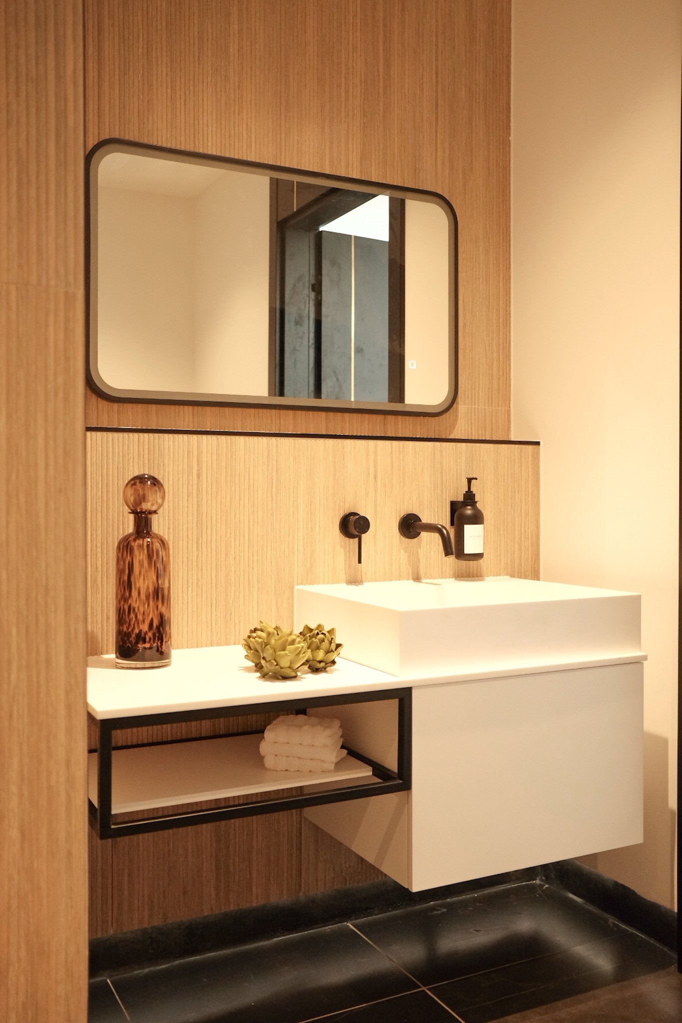 Blossom bathroom2.jpg