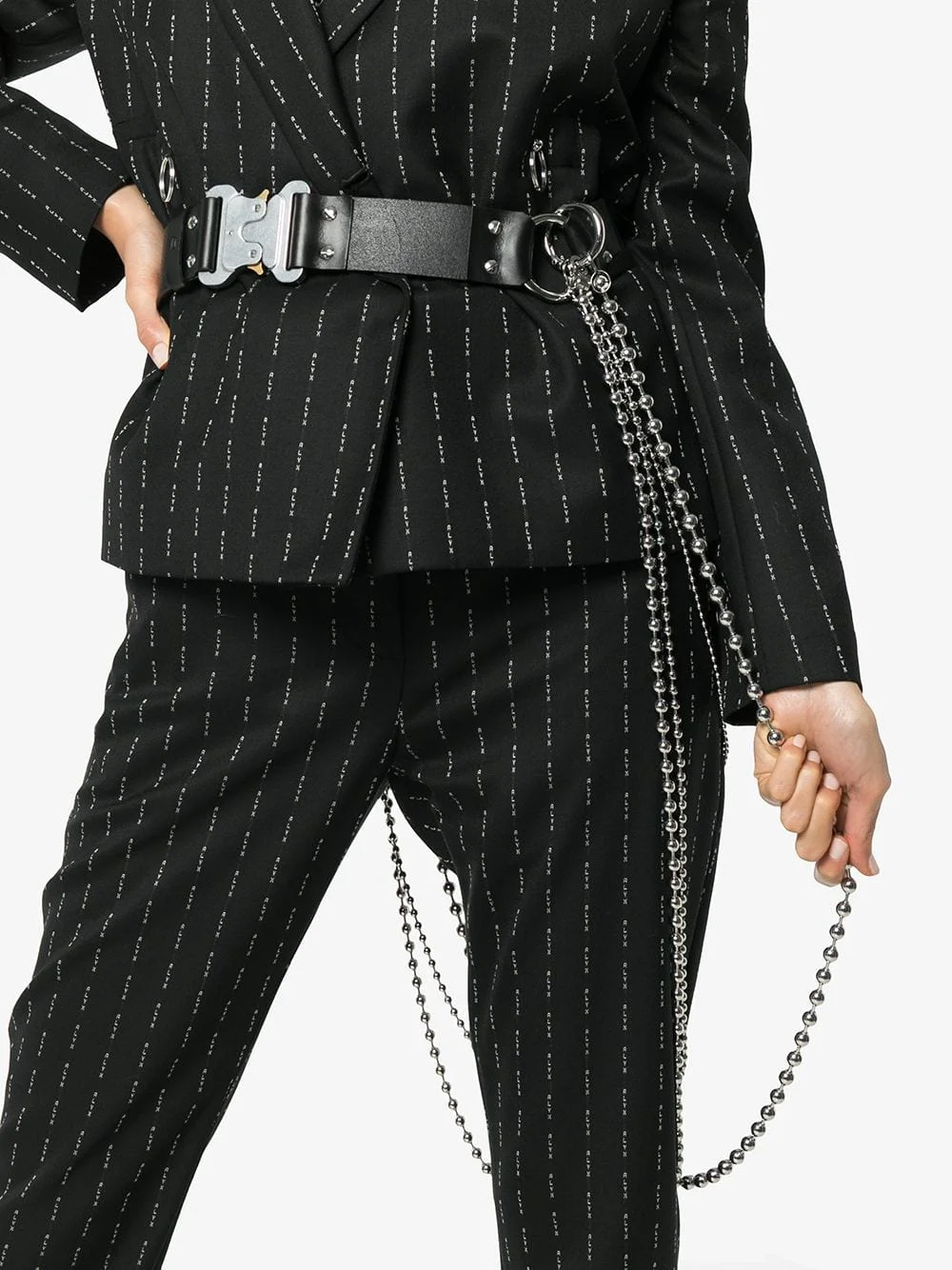 1017-alyx-9sm-black-st-marks-leather-chain-belt_13134589_15376625_1000.jpg